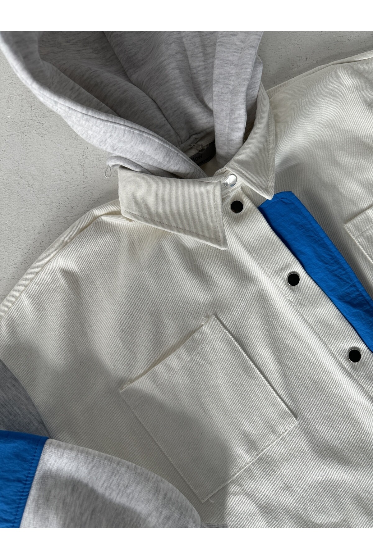 Kadın Blok Renkli Çıkarılabilir Kapüşonlu Gabardin Ceket  Renkli