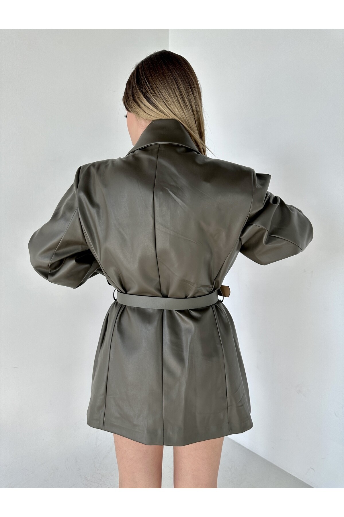 Kadın Haki Yeşil Kemer Detaylı Deri Astarlı Blazer Ceket  Haki Yeşil