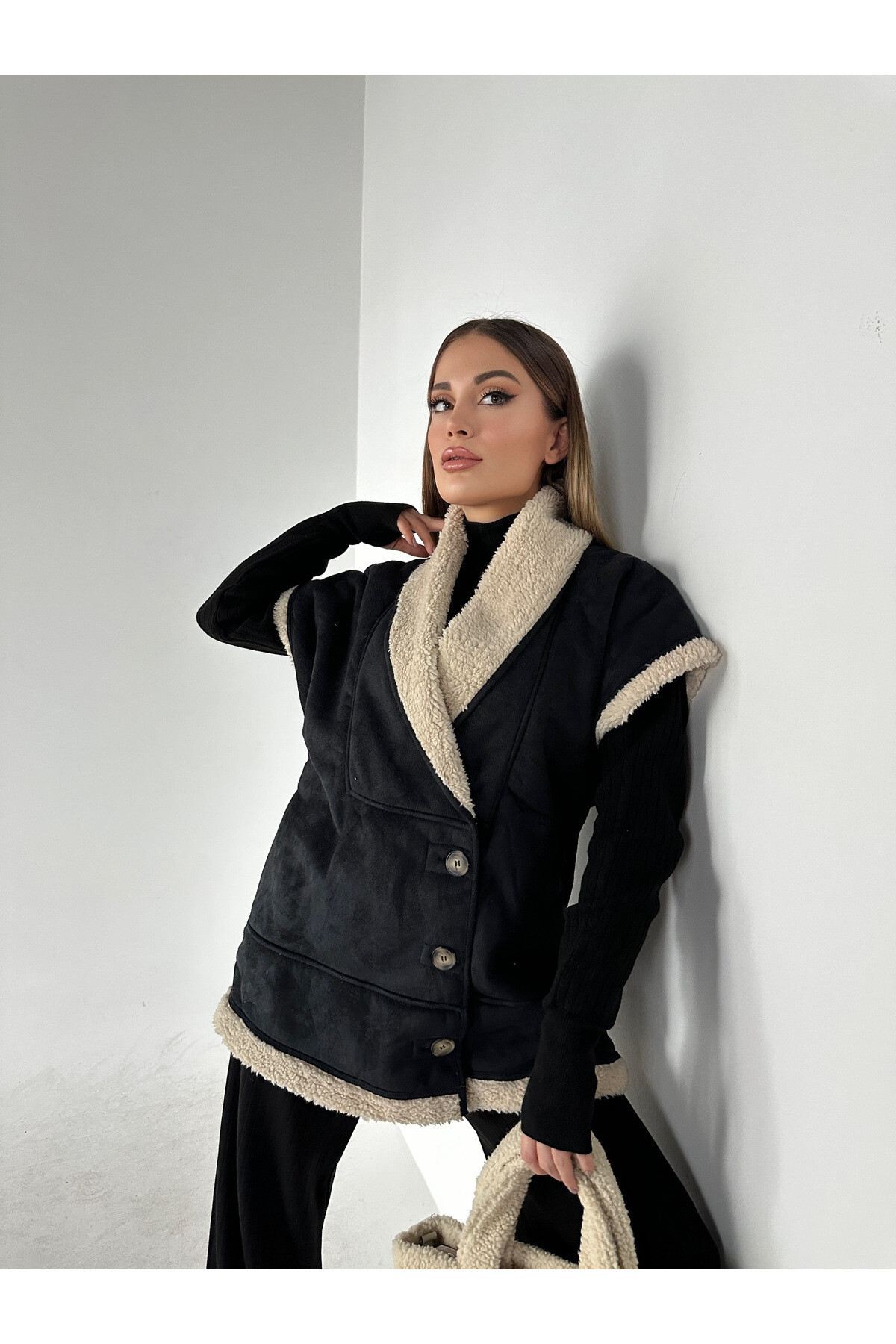 Kadın İçi Ful Kürklü Kruvaze Düğmeli Nubuk Yelek  Siyah