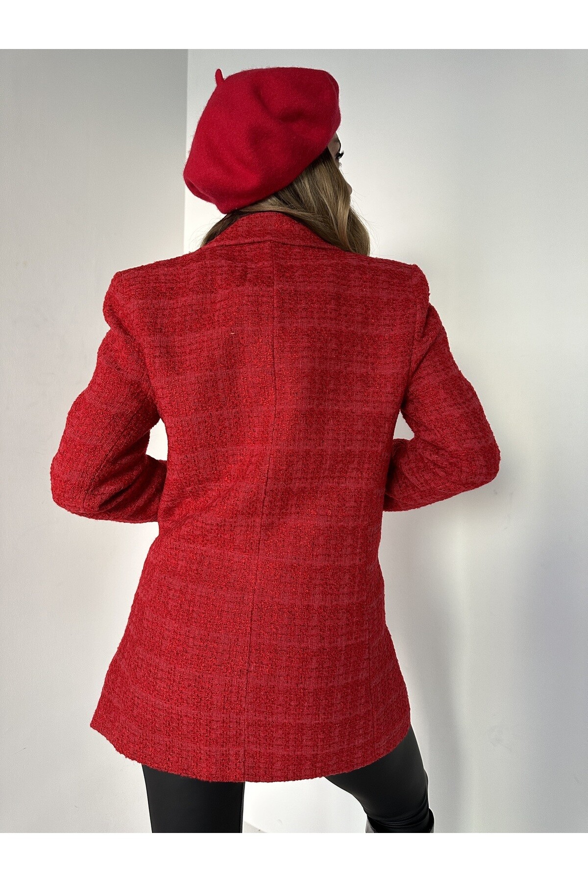 Kadın Kırmızı Gold Düğme Detaylı Astarlı Tüvit Blazer Ceket  Kırmızı