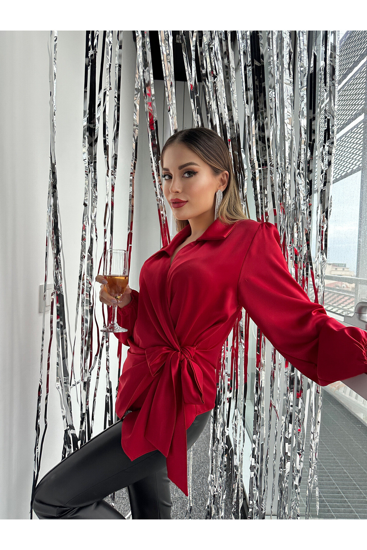 Kadın Kruvaze Polo Yaka İpek Saten Bluz  Kırmızı