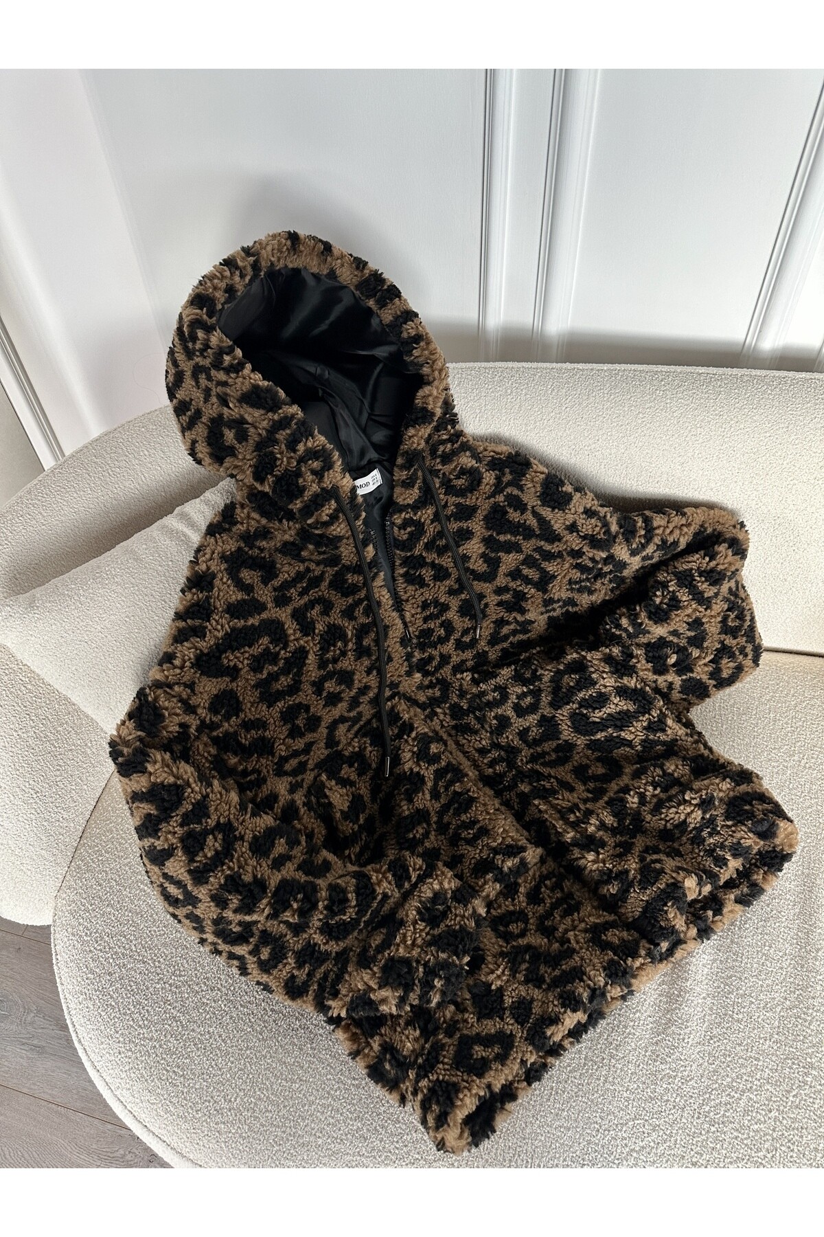 Kadın Leopar Desen Astarlı Kapüşonlu Teddy Peluş Mont  Kahve Siyah