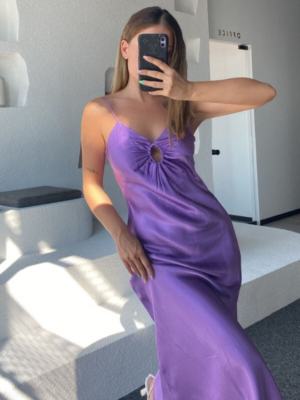 Kadın Mor Pencere Detay Ayarlanabilir Askılı Saten Midi Elbise 