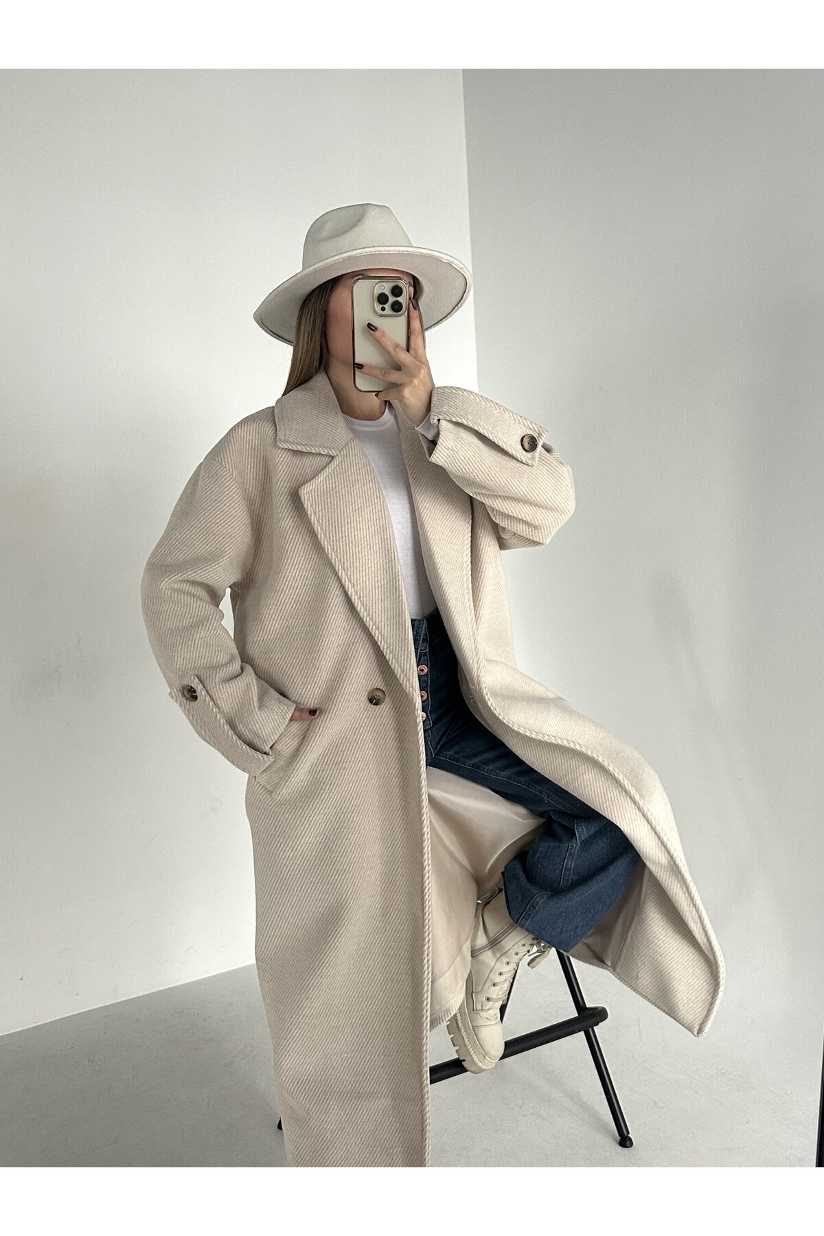 Kadın Oversize Astarlı Düğmeli Kaşe Kaban  Taş