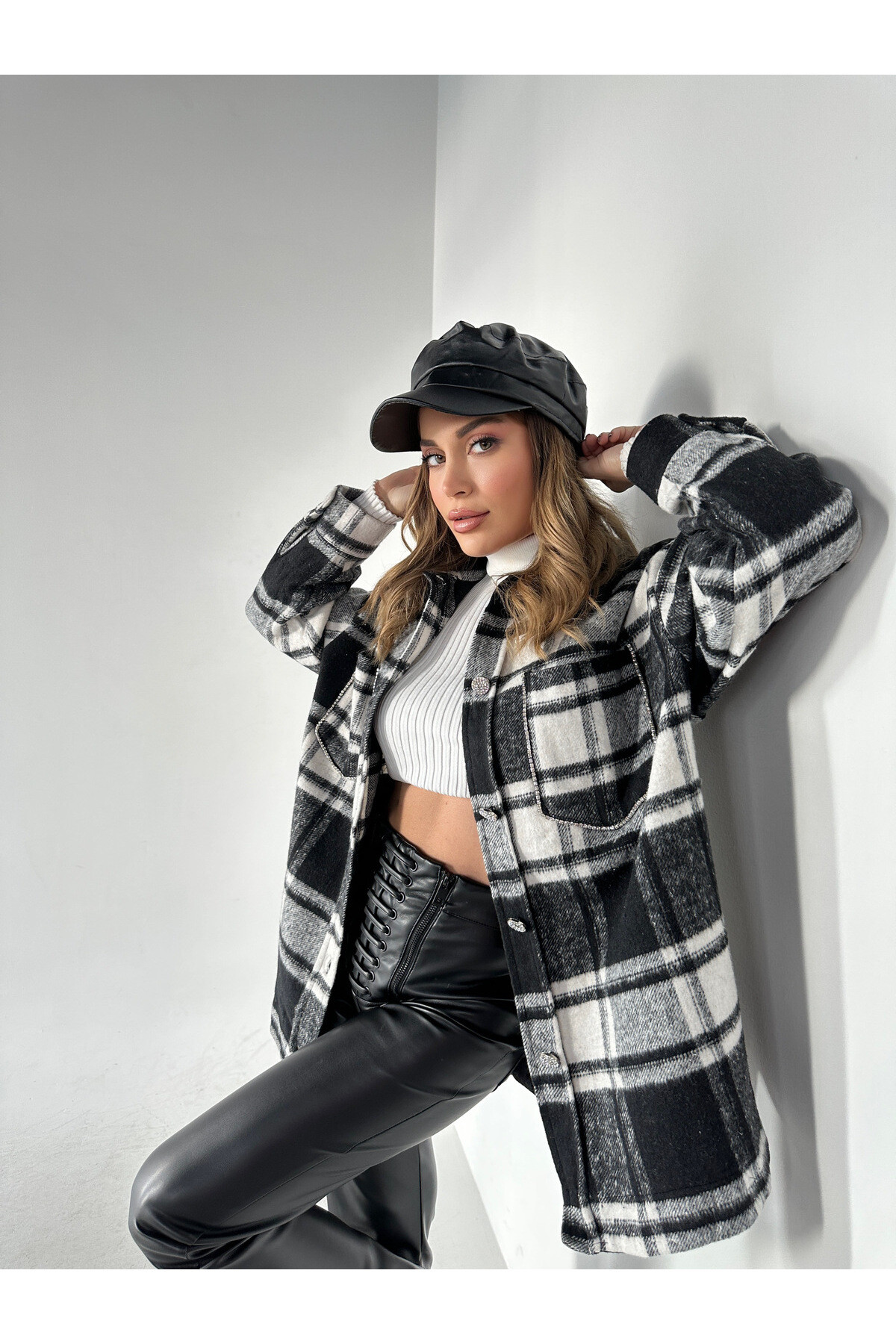Kadın Taş Detaylı Oversize Ekose Desen Gömlek Ceket  Siyah Beyaz