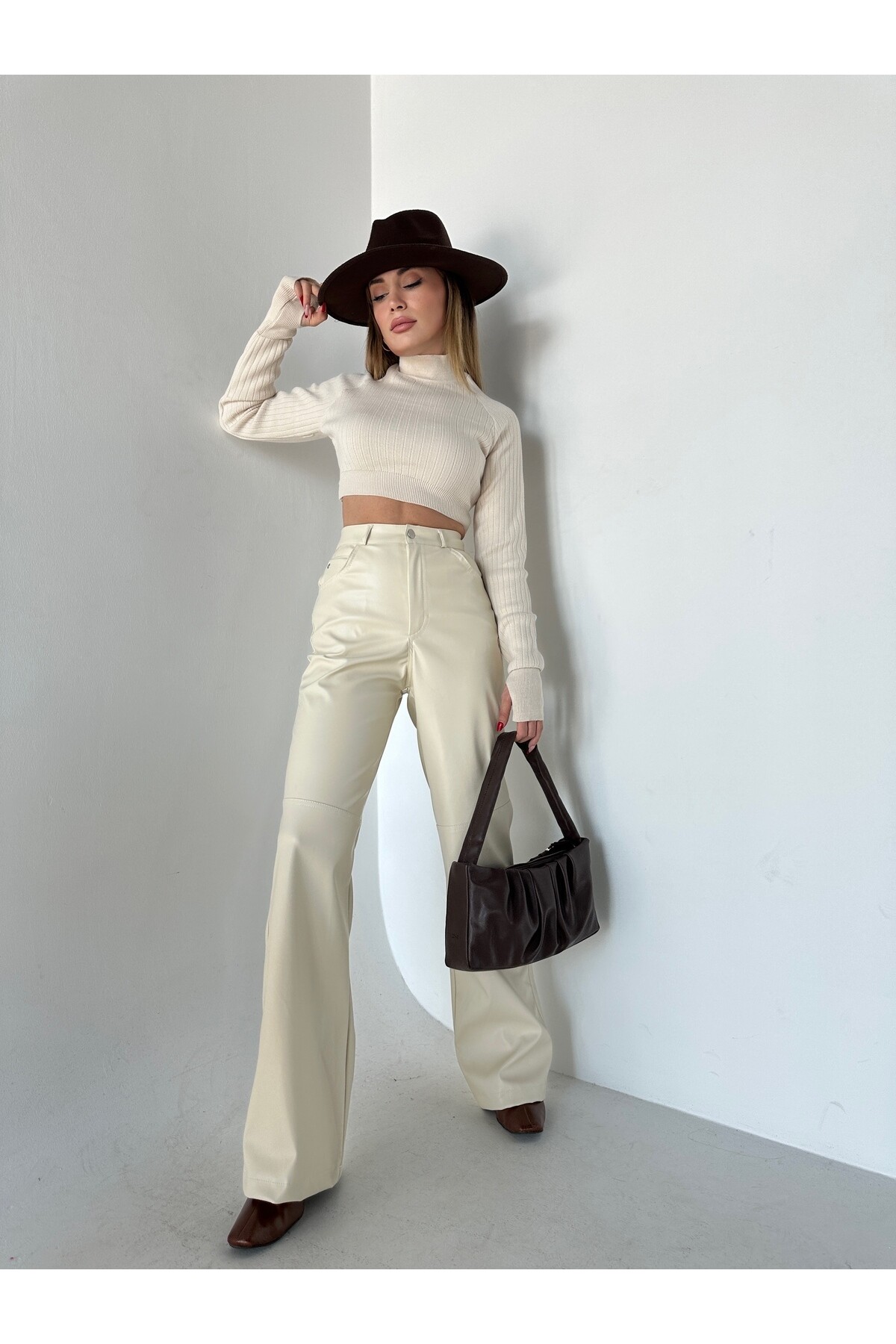 Kadın Taş Yüksek Bel İçi Şardonlu Deri Pantolon  Taş