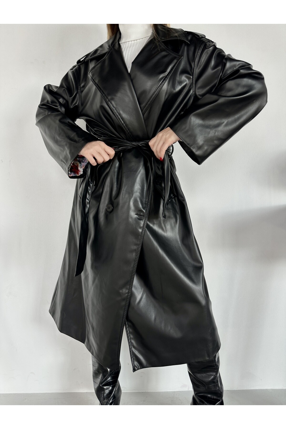 Colorful Astarlı Deri Trençkot  Siyah