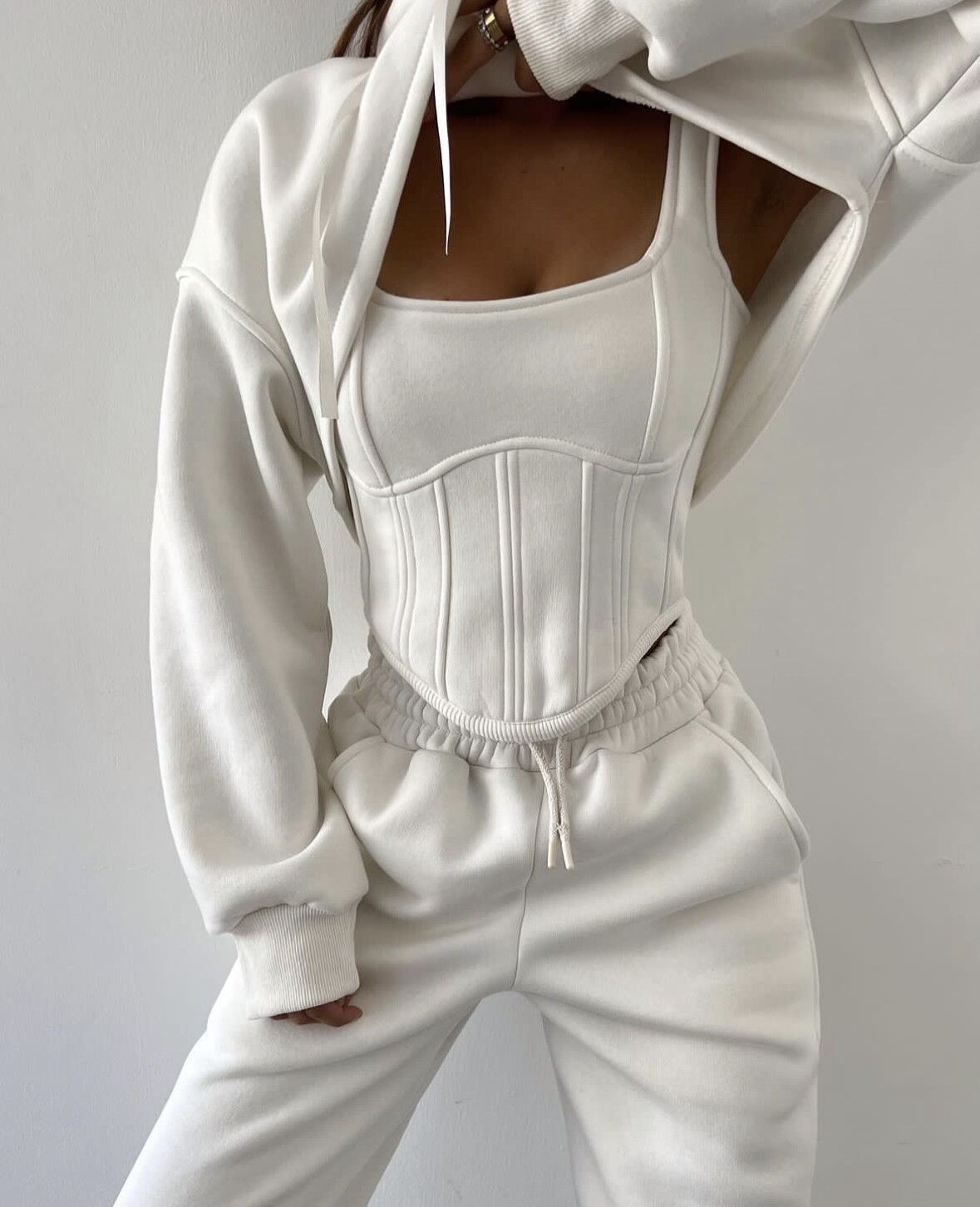 Kadın Kapüşonlu Crop Sweat Korseli Crop Pavlik 3 lü Eşofman Takımı