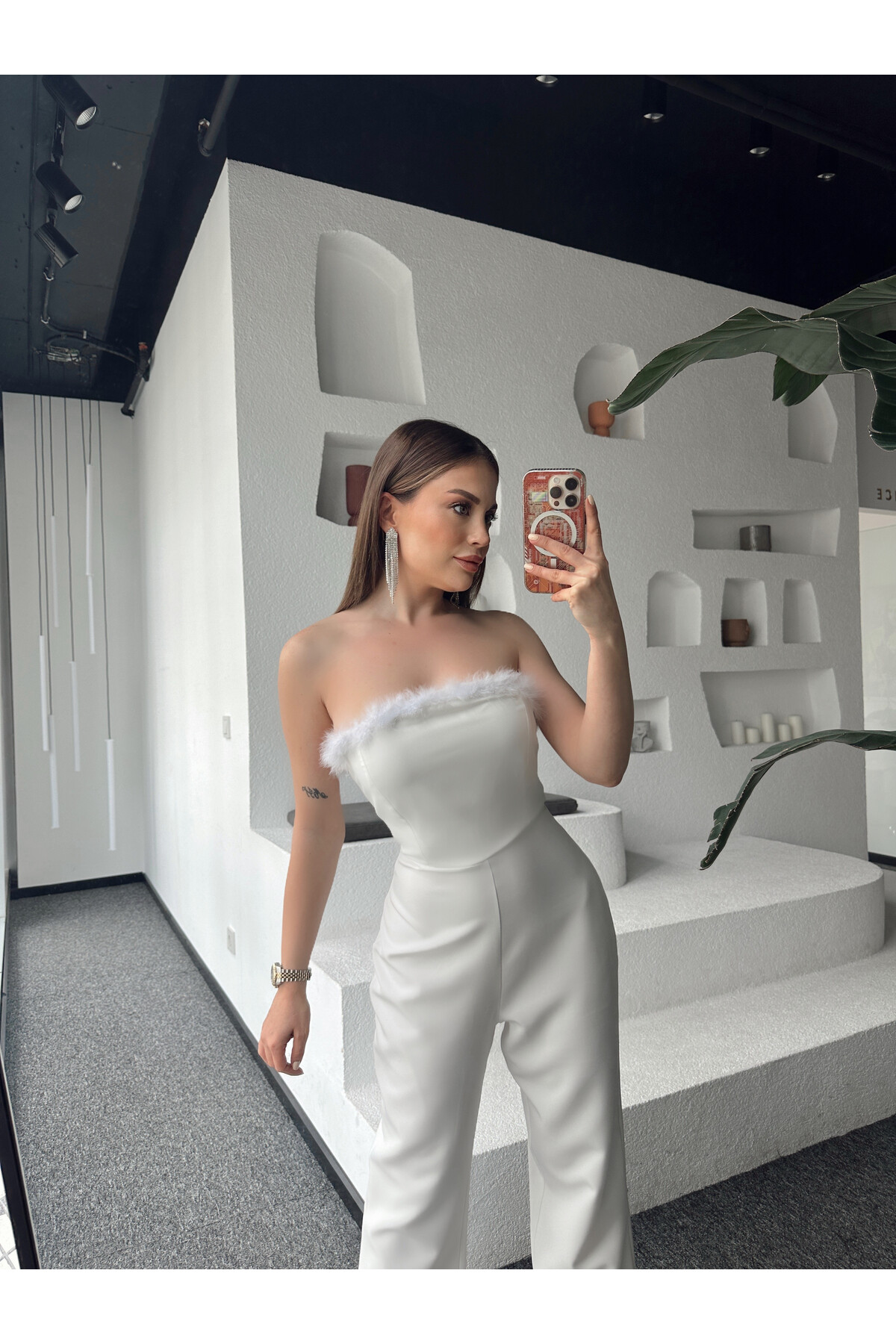 Kadın Beyaz Straplez Yaka Double Kumaş Abiye Tulum