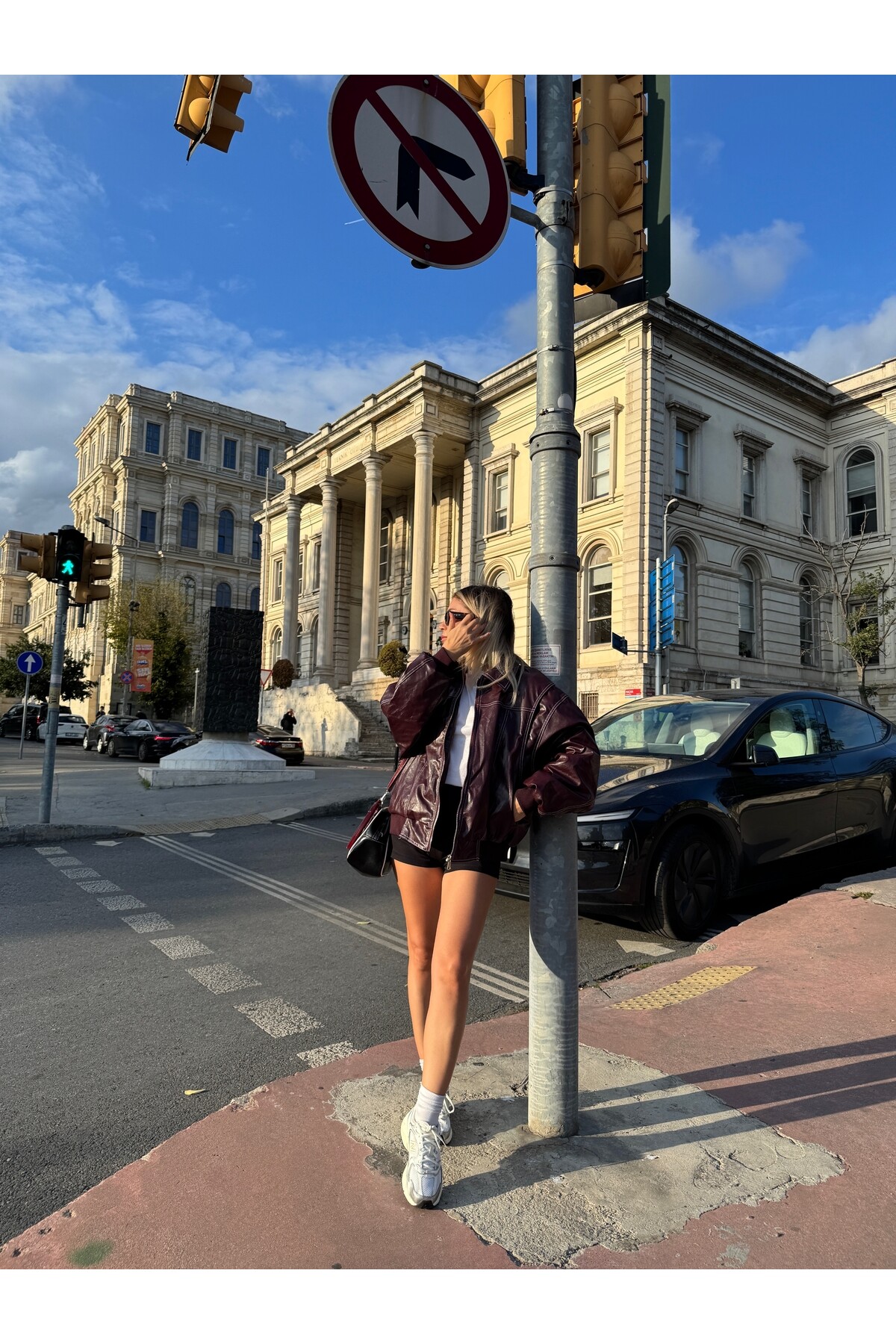 Kadın Bordo Dikiş Detaylı Deri Ceket