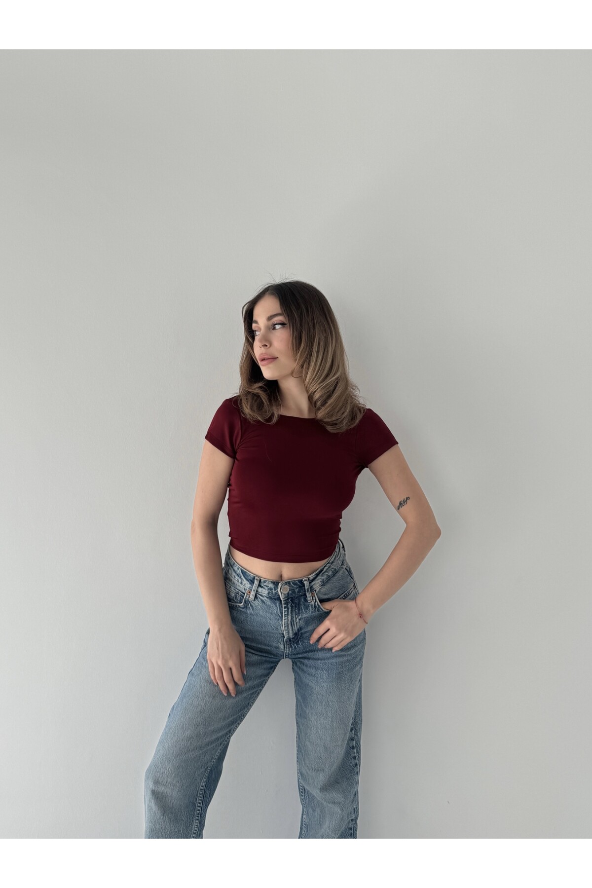 Kadın Bordo sırt dekolteli crop bluz