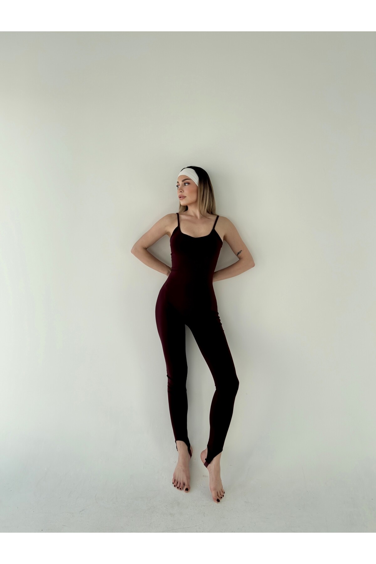 Kadın Bordo Yoga Pilates Spor Askılı Bilek Geçmeli Tulum