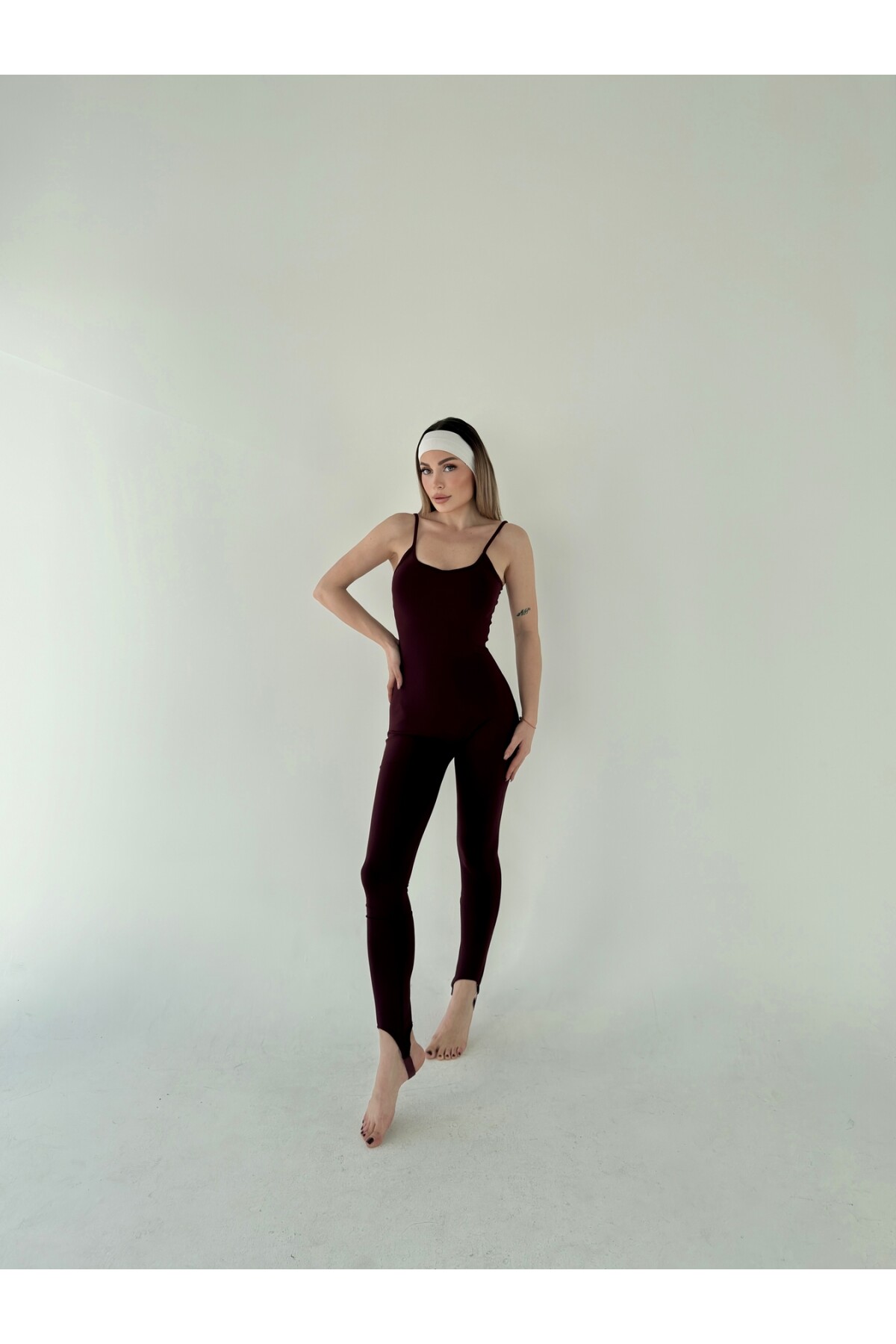 Kadın Bordo Yoga Pilates Spor Askılı Bilek Geçmeli Tulum
