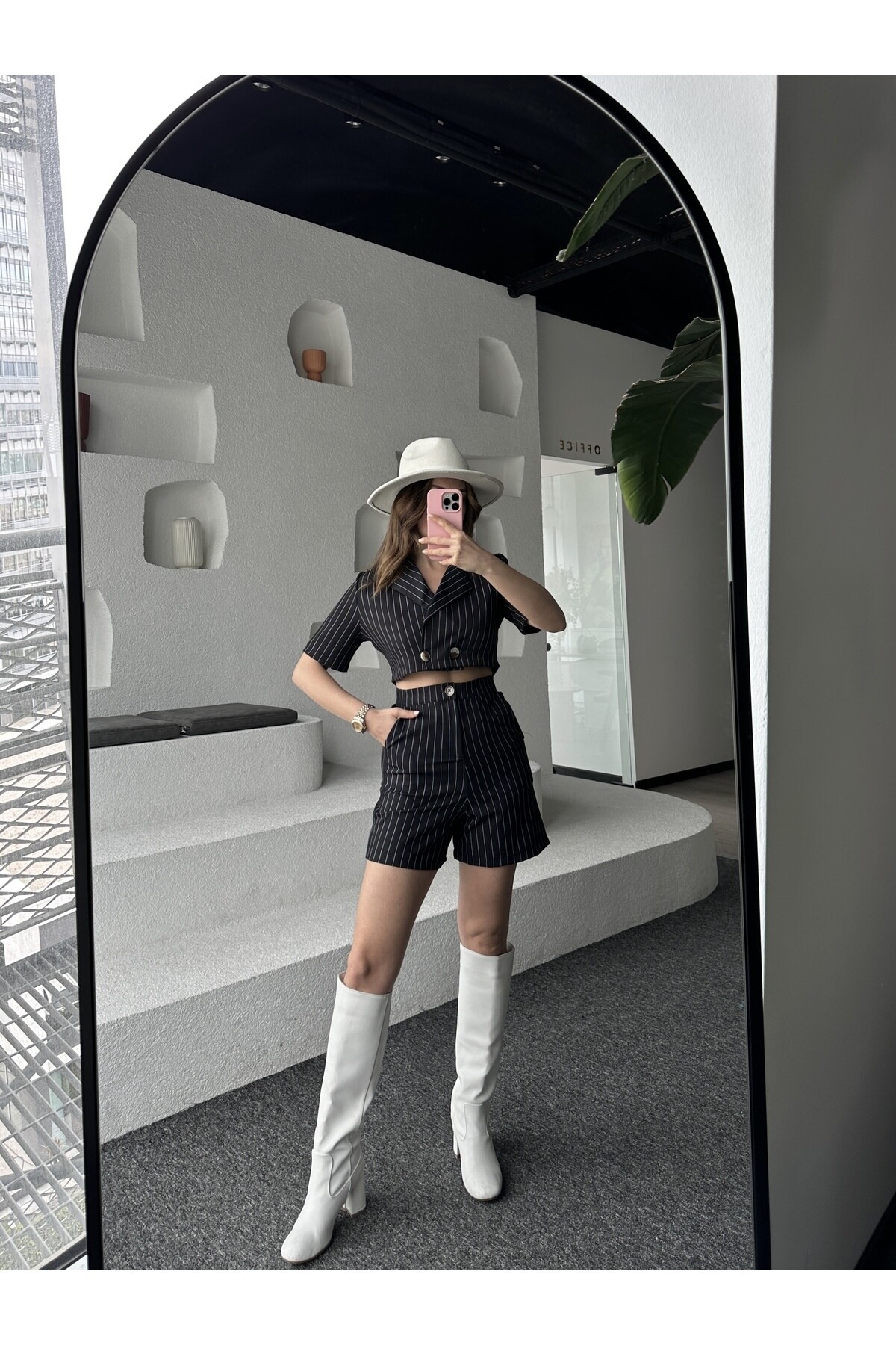 Kadın Çizgili Atlas Kumaş Şort Takım  Siyah