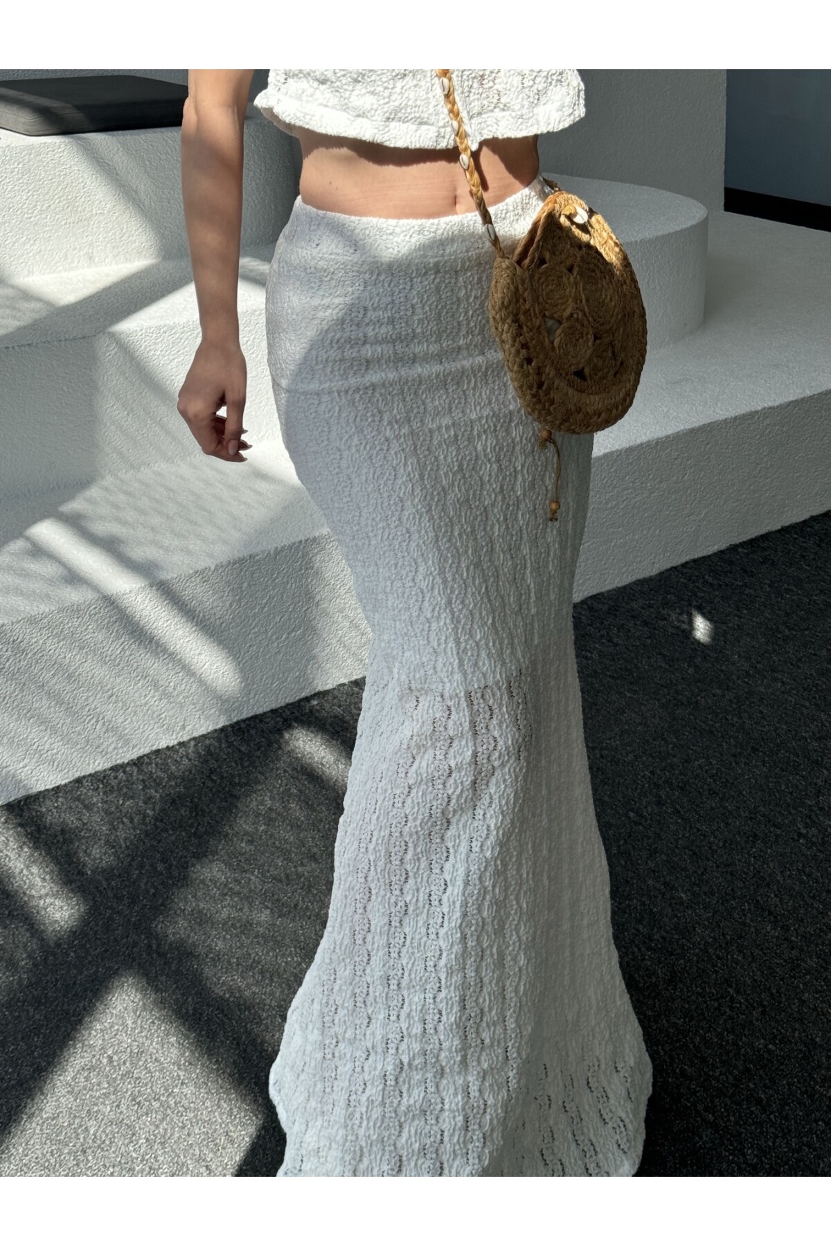 Kadın Beyaz dantel detaylı astarlı etek takım