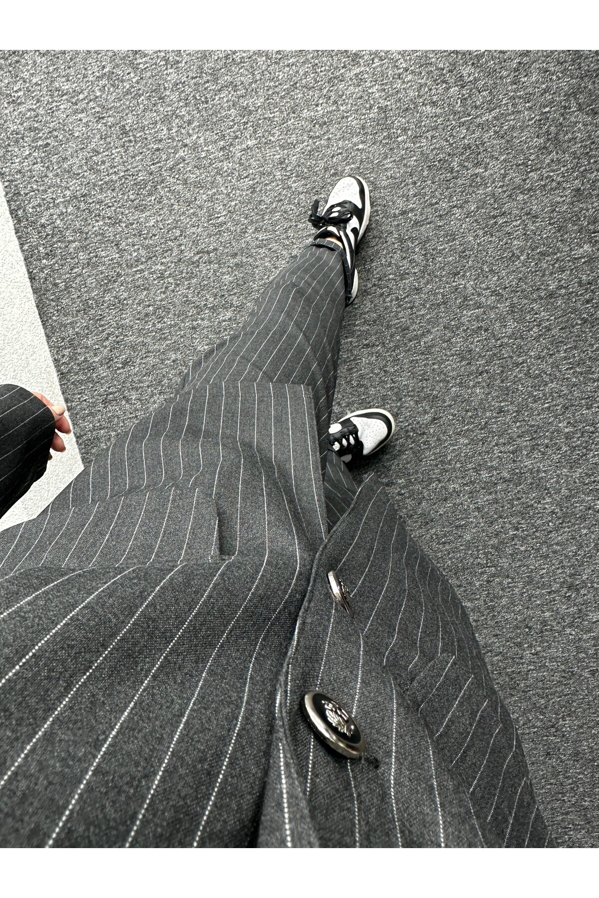 Kadın Düğme Detaylı Çizgili Mevsimlik Pantolon Ceket Takım Gri