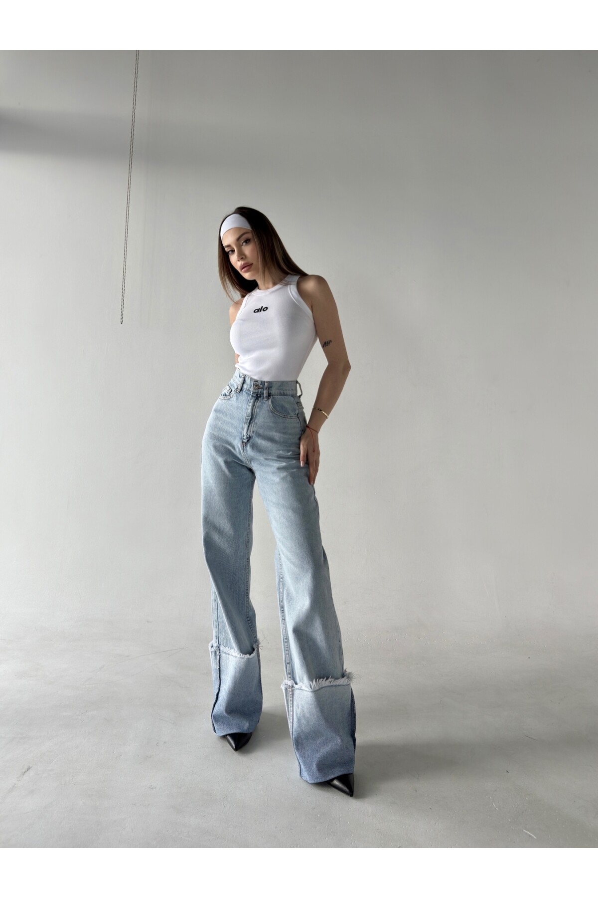 Kadın High Waist Paçaları Katlamalı Jean
