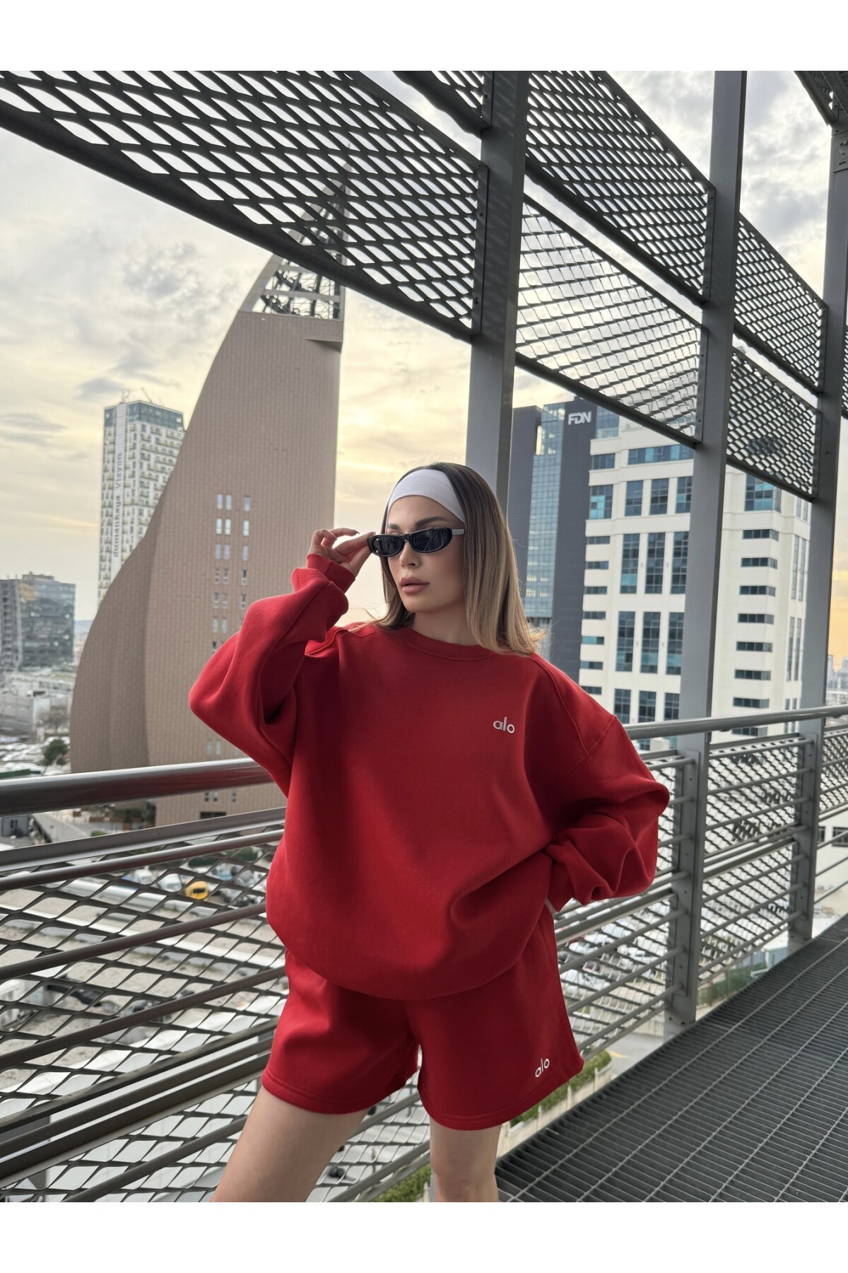 Kadın Kırmızı Marka Model Şortlu Sweat ikili takım