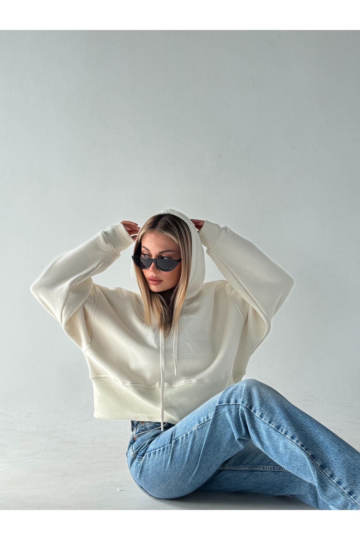 Kadın Krem marka model şardonlu kapüşonlu sweatshirt