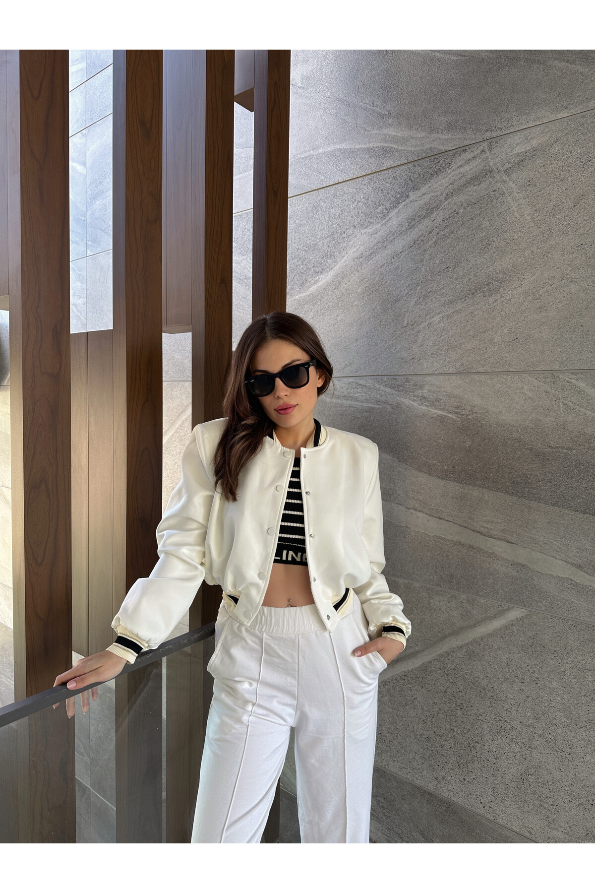 Kadın Krem  Astarlı Beli Lastikli Bomber Mevsimlik Ceket