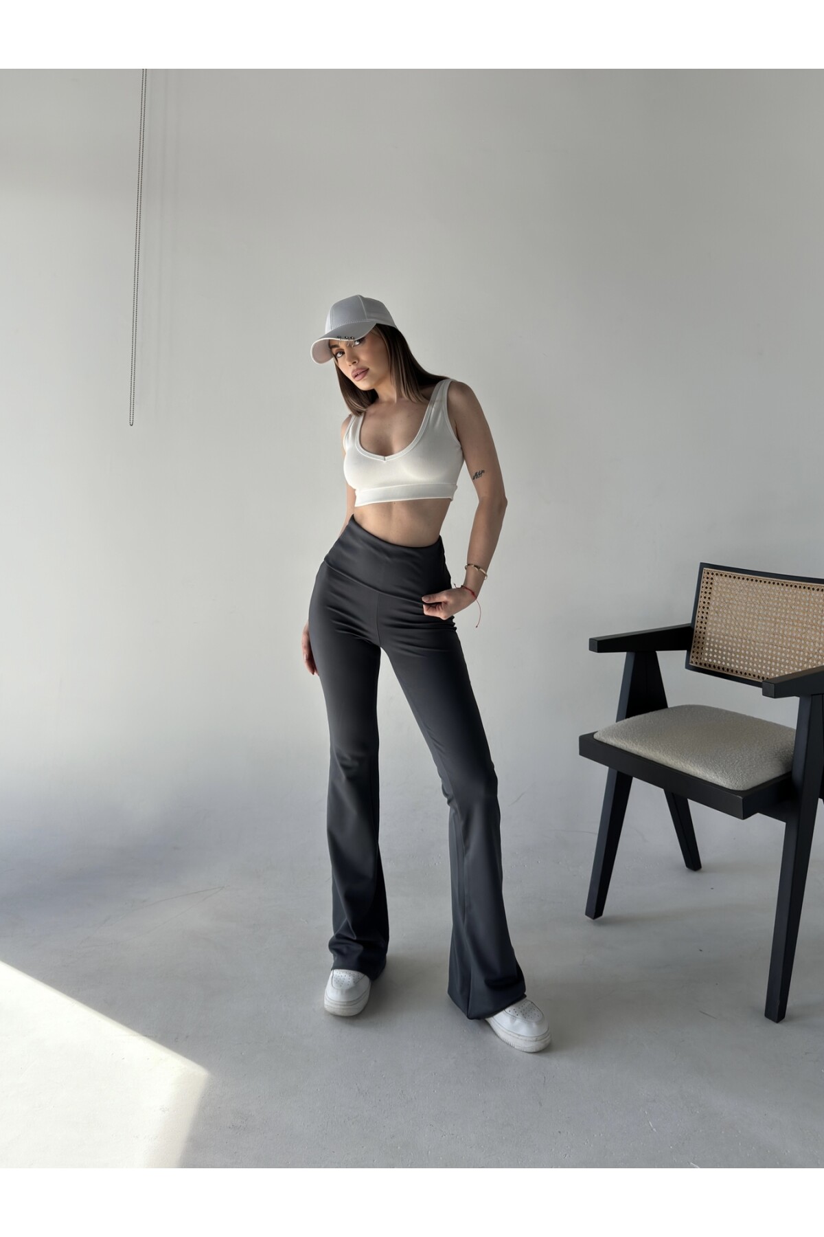 Kadın Madonna Beli Katlamalı İspanyol Tayt Pantolon Siyah Gri
