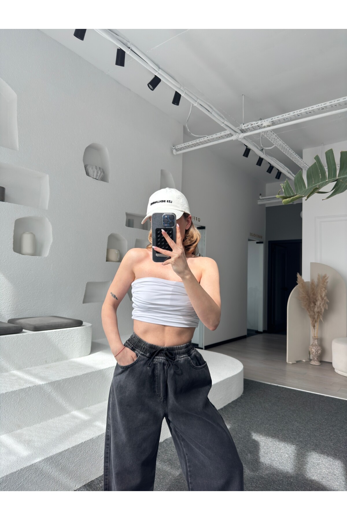 Kadın Marka Model Bol Paça yırtmaçlı jean pantolon