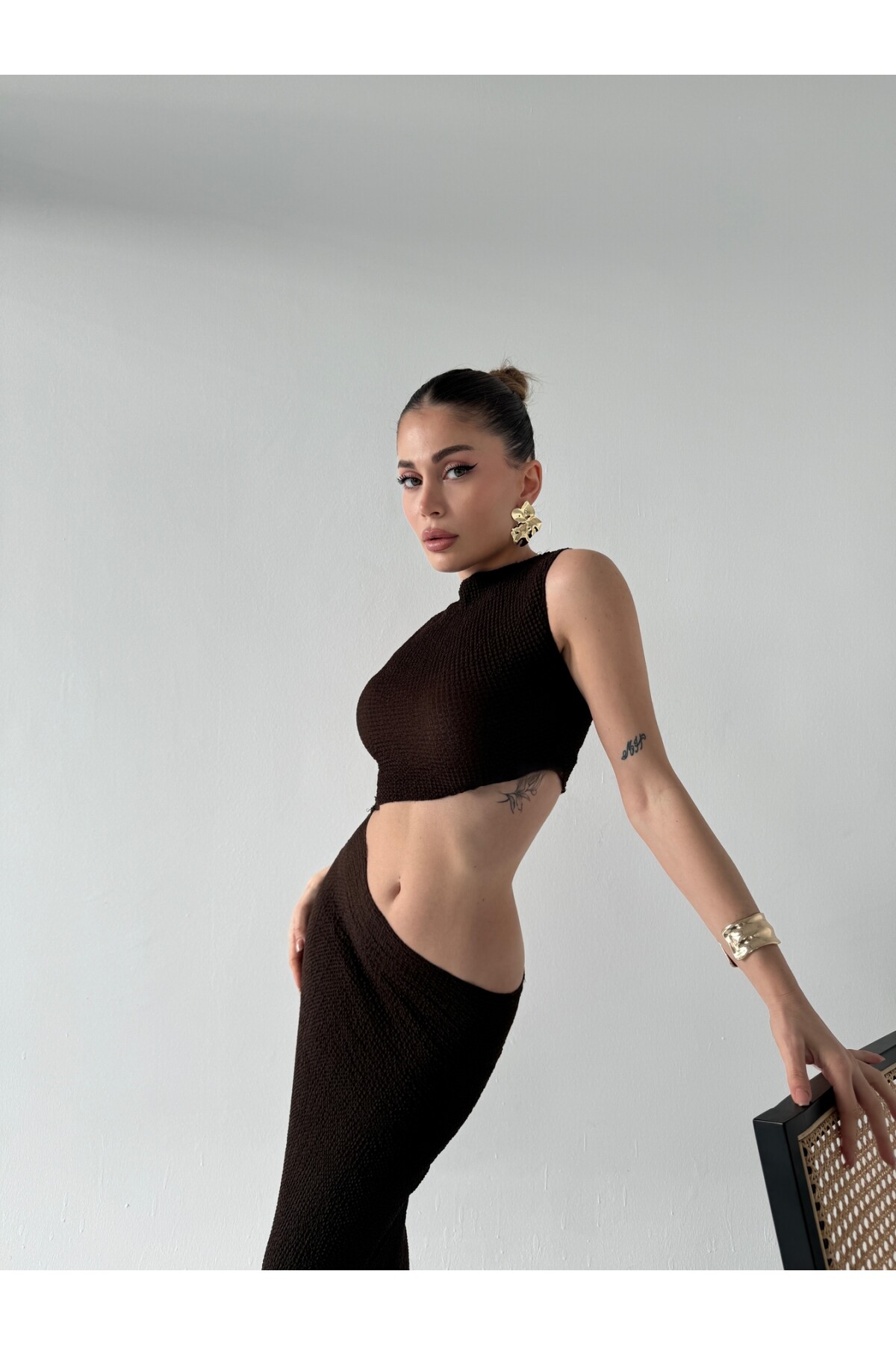 Kadın marka model rustik kumaş detay dekolteli elbise