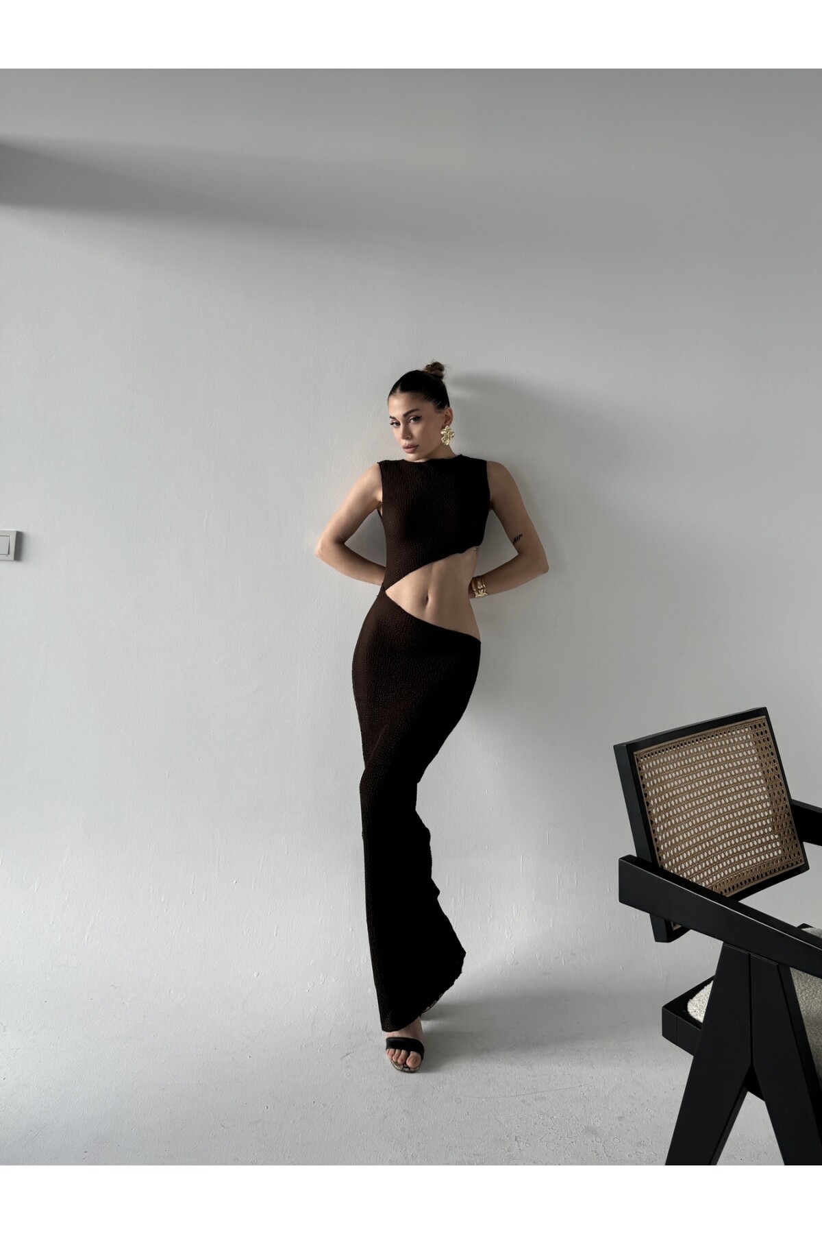 Kadın marka model rustik kumaş detay dekolteli elbise