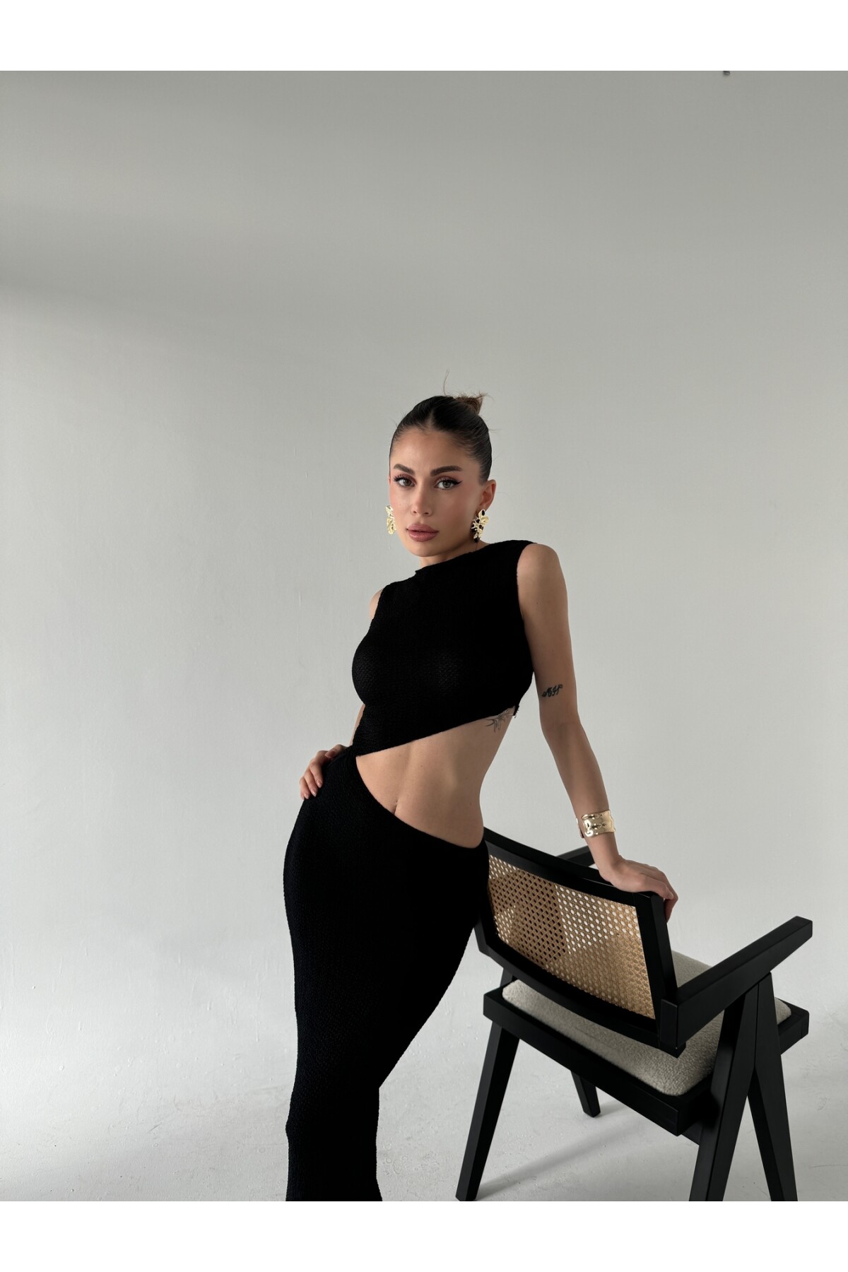 Kadın marka model rustik kumaş detay dekolteli elbise