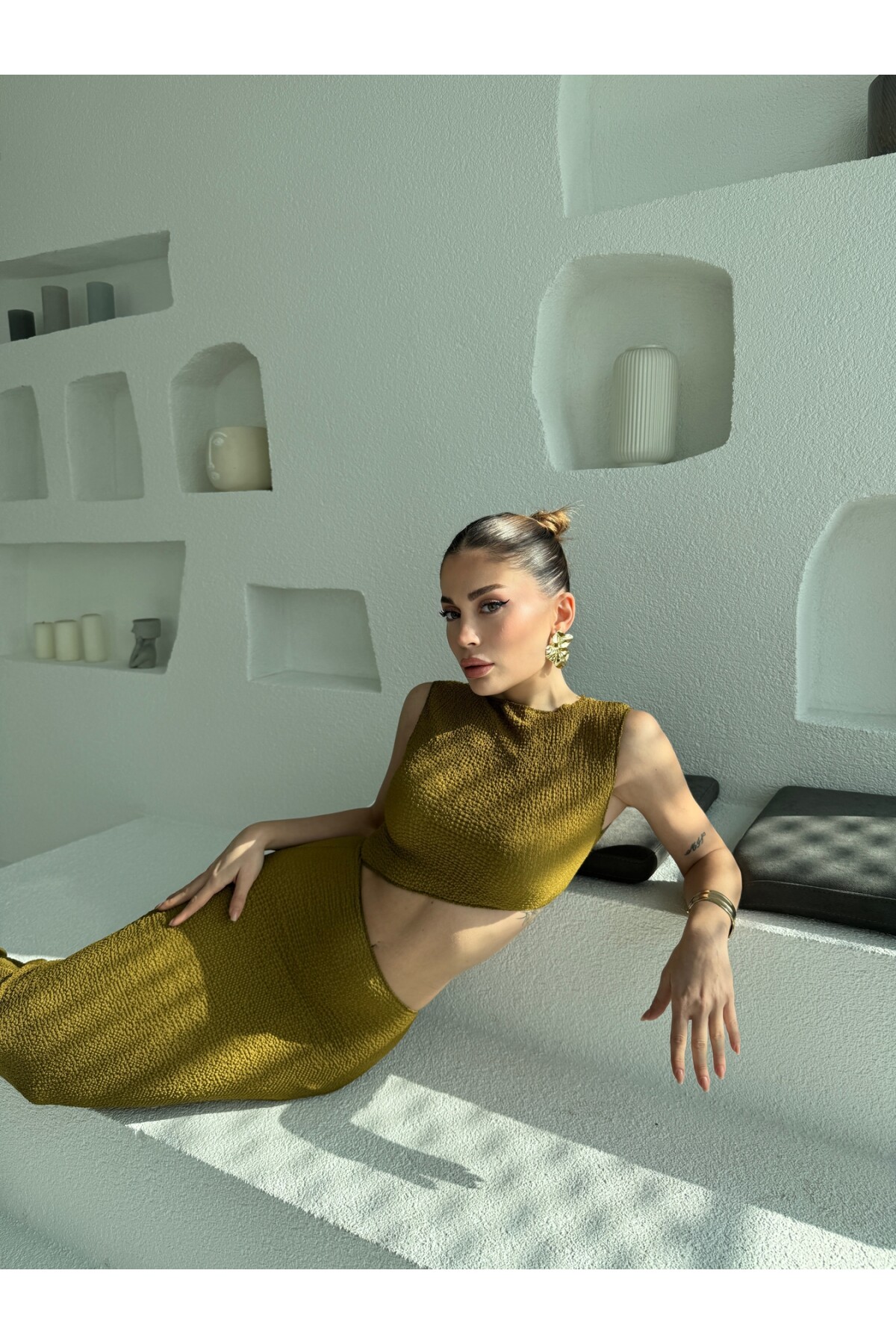 Kadın marka model rustik kumaş detay dekolteli elbise