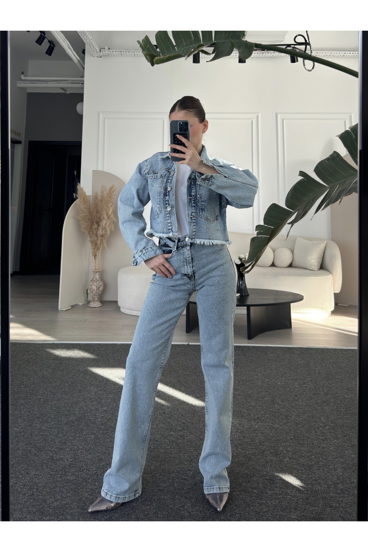 Kadın Marka Model Taş Detaylı Crop Jean Ceket