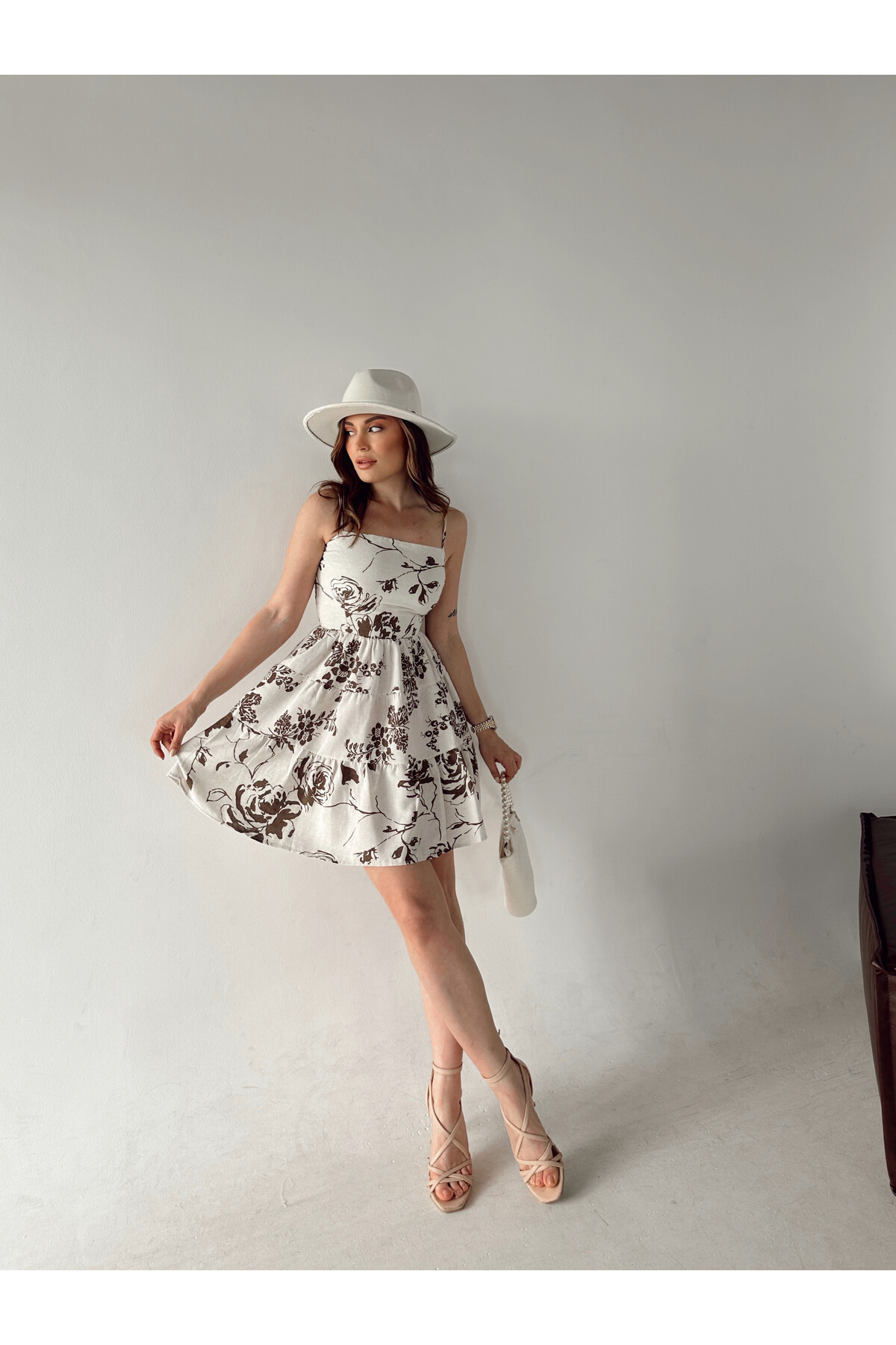 Kadın Orjinal Marka Astarlı Ayarlanabilir Askılı Keten Elbise  Beyaz