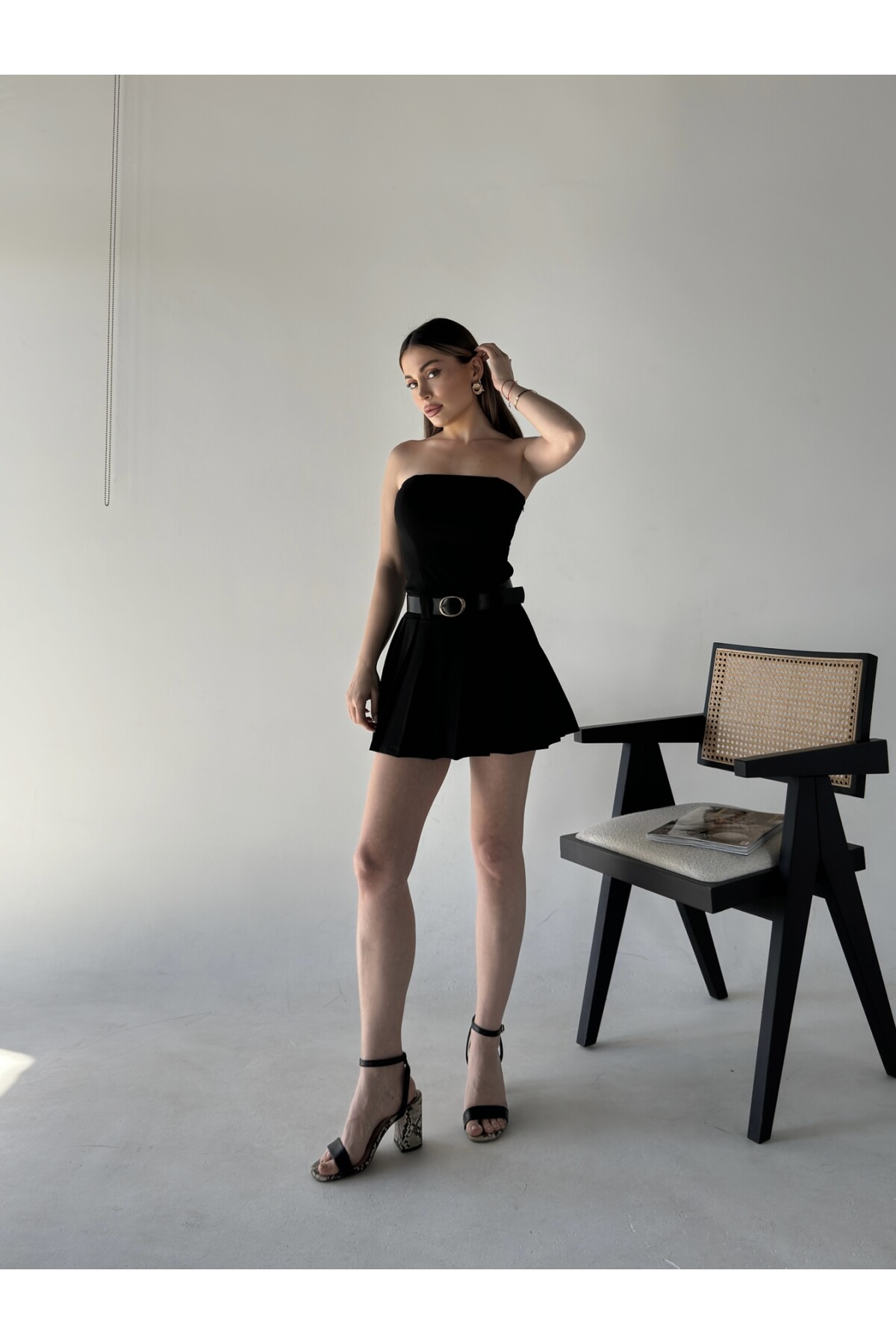 Kadın Orjinal Marka Zra Model Pileli Kemerli Şortlu Etek Straplez Elbise