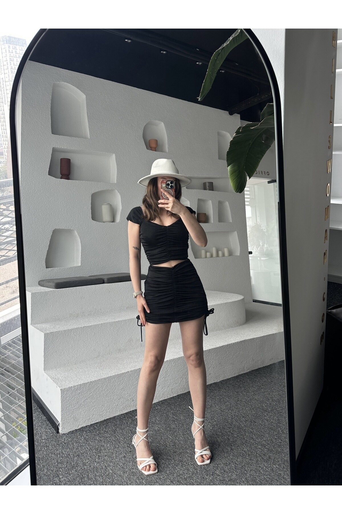 Kadın Siyah Buzzy Kumaş Büzgülü Ayarlanabilir Etek Takım