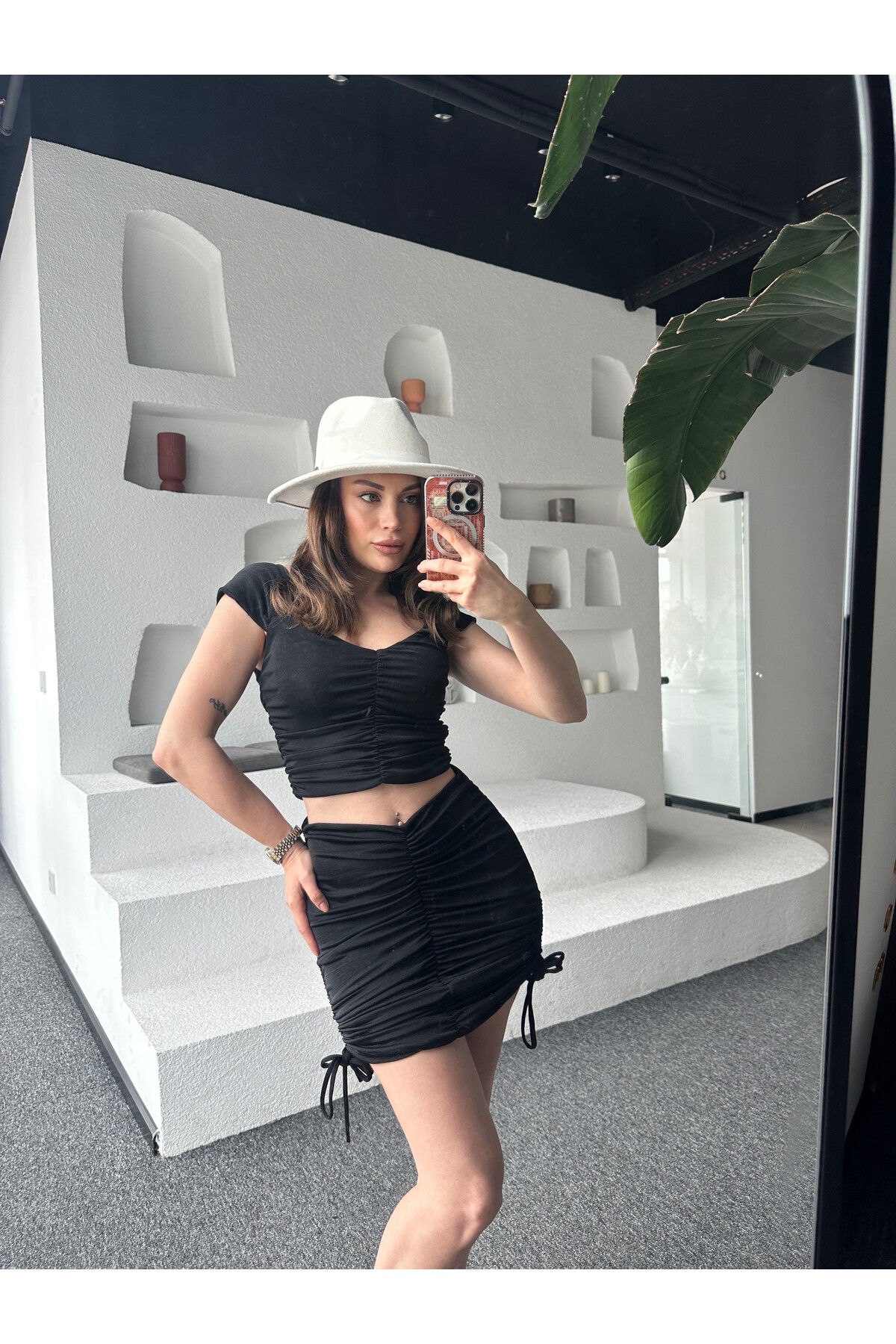 Kadın Siyah Buzzy Kumaş Büzgülü Ayarlanabilir Etek Takım