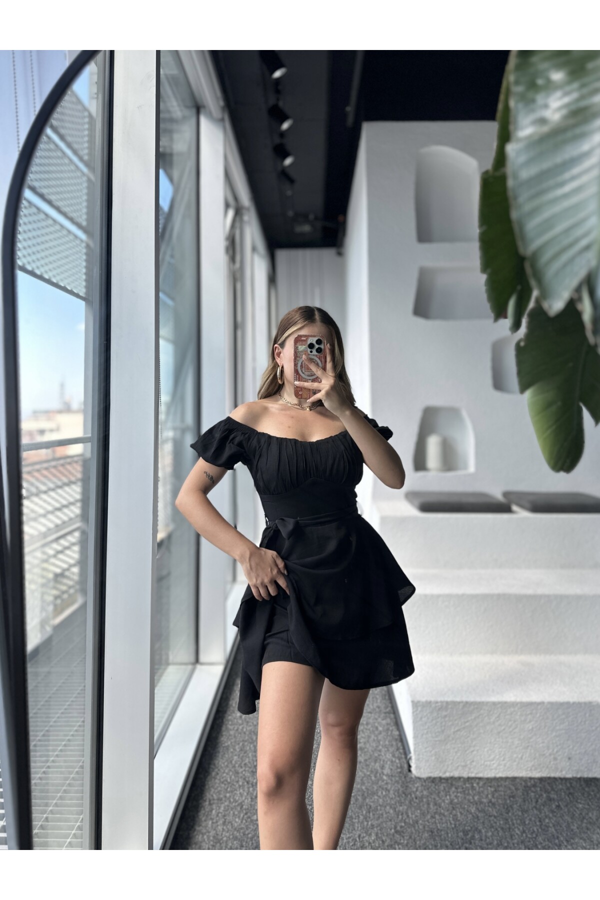 Kadın Siyah Drape Detaylı Şortlu Volanlı Elbise