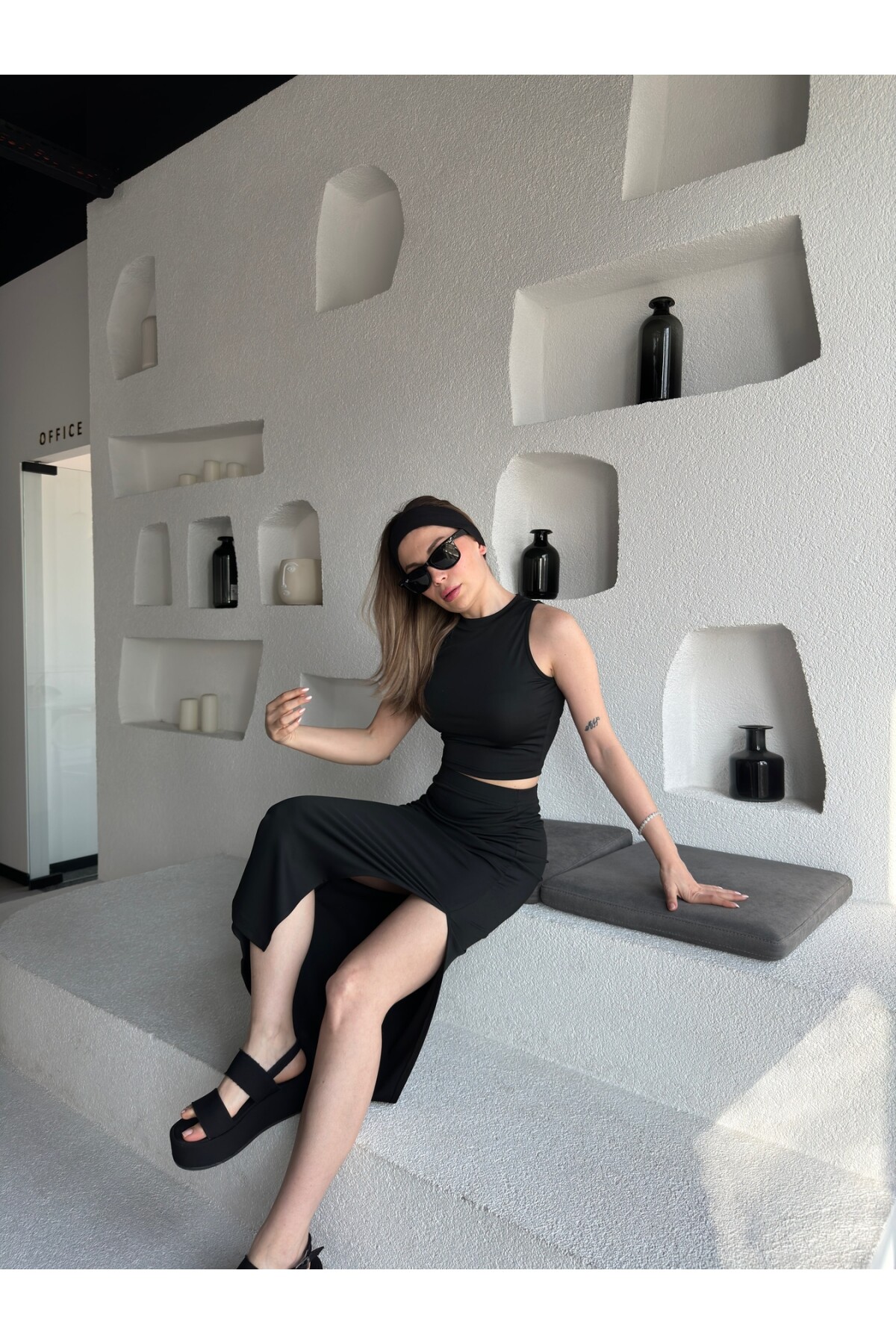 Kadın Siyah Sandy Dalgıç Kumaş Alt Üst Yırtmaç Etek Crop Takım