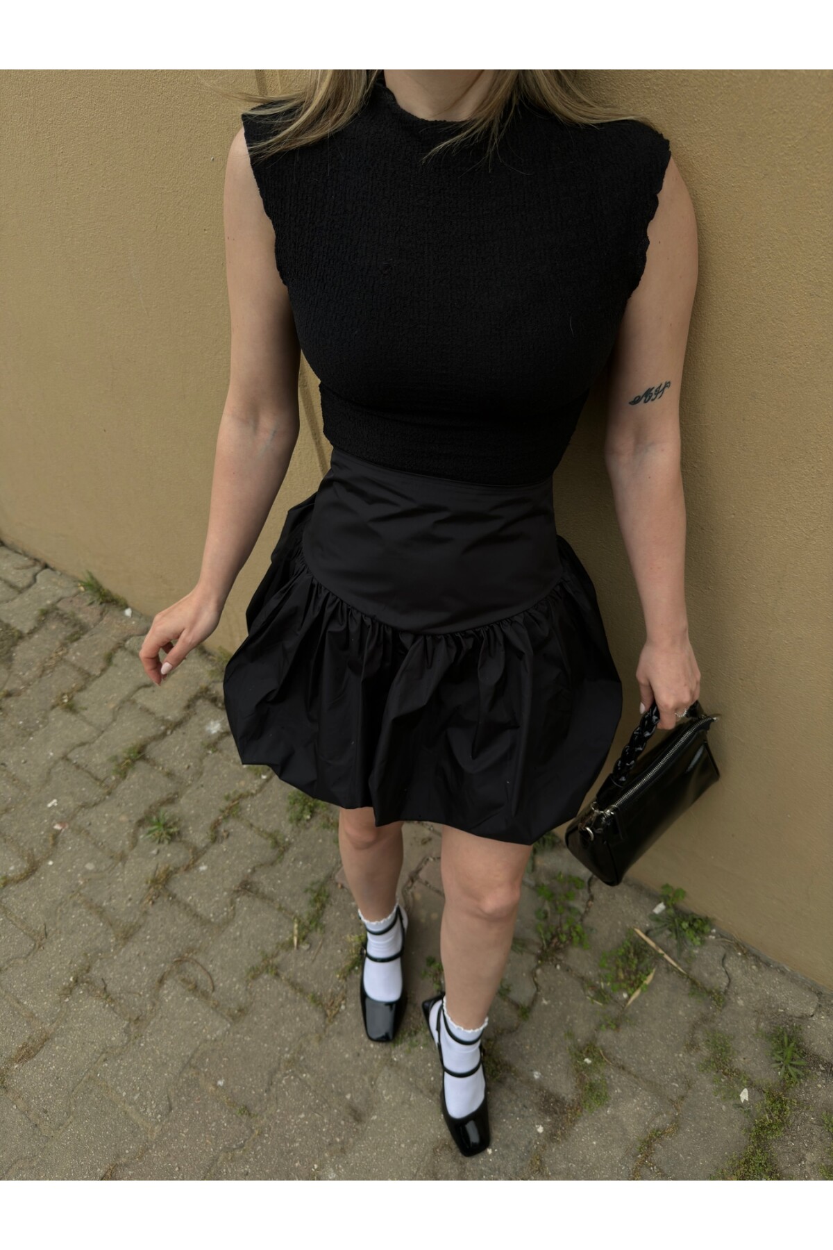 Kadın Siyah Yüksek Bel Balon Etek