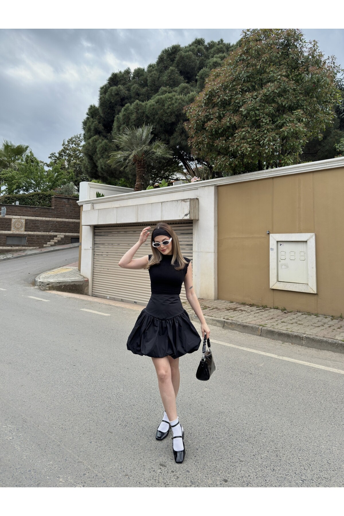 Kadın Siyah Yüksek Bel Balon Etek