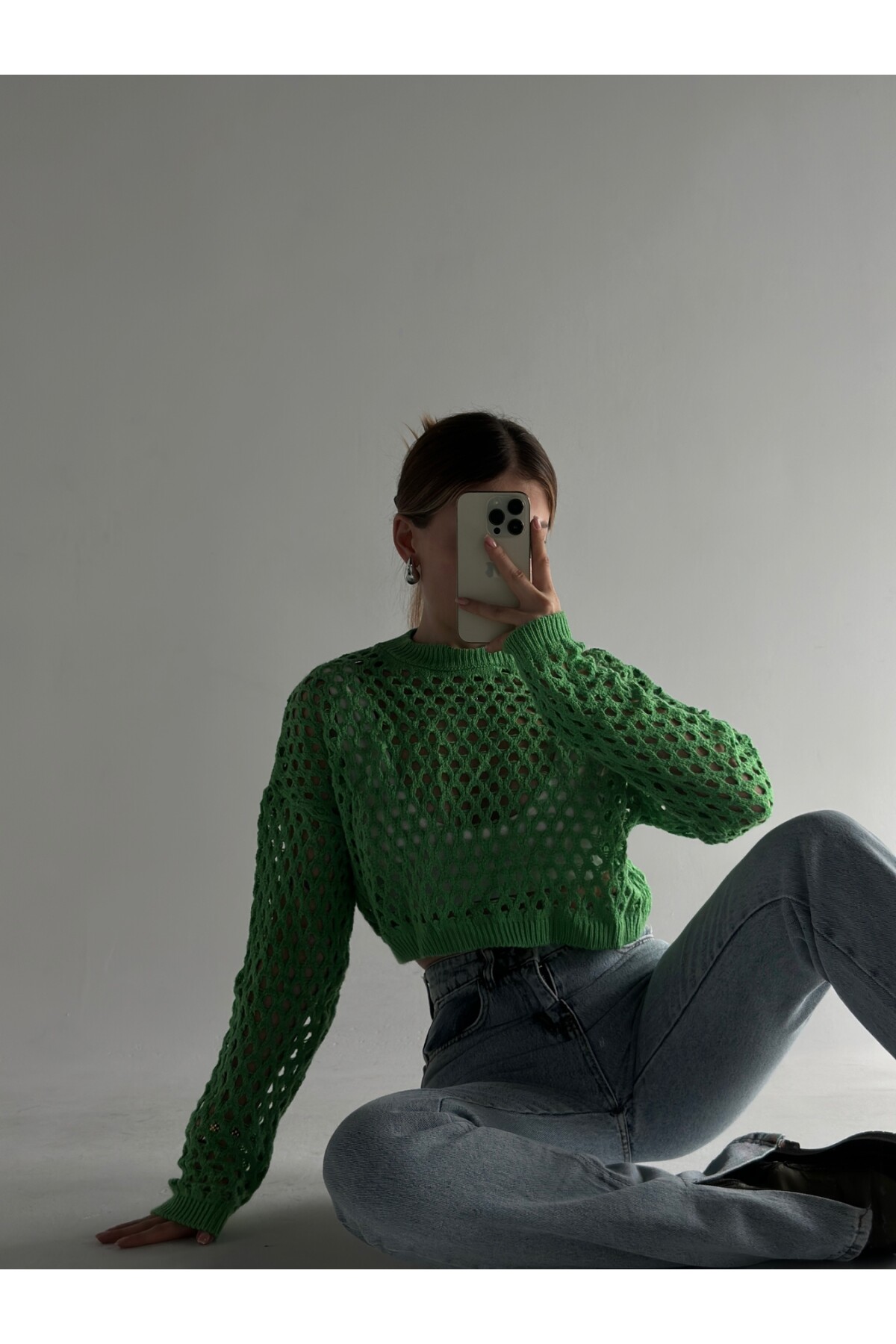 Kadın Yeşil Bisiklet Yaka Ajurlu Triko Crop Bluz