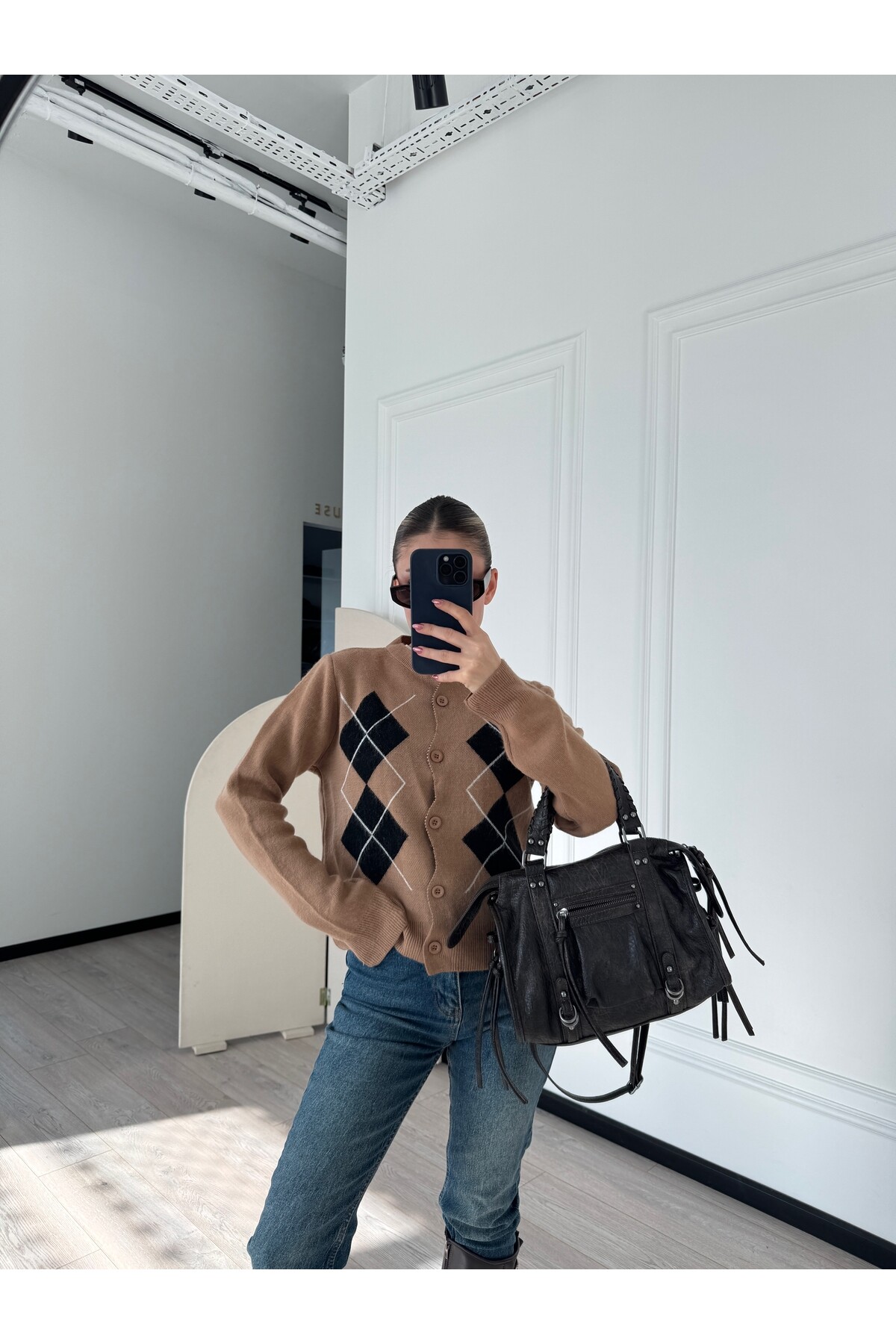 Marka Model Etiketli Baklava Desen Hırka