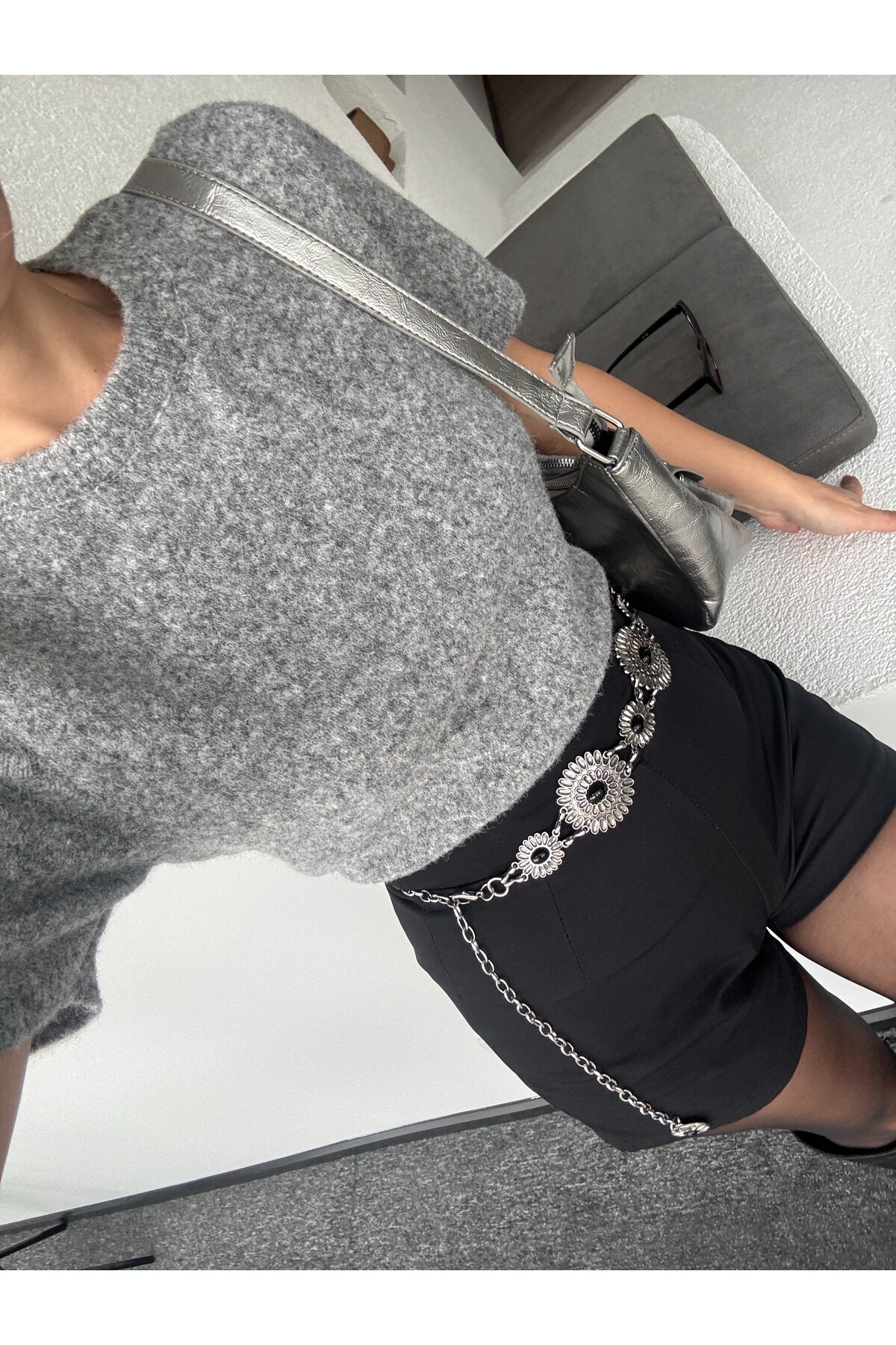 Marka model gri şardonlu tiftik karışımlı kazak