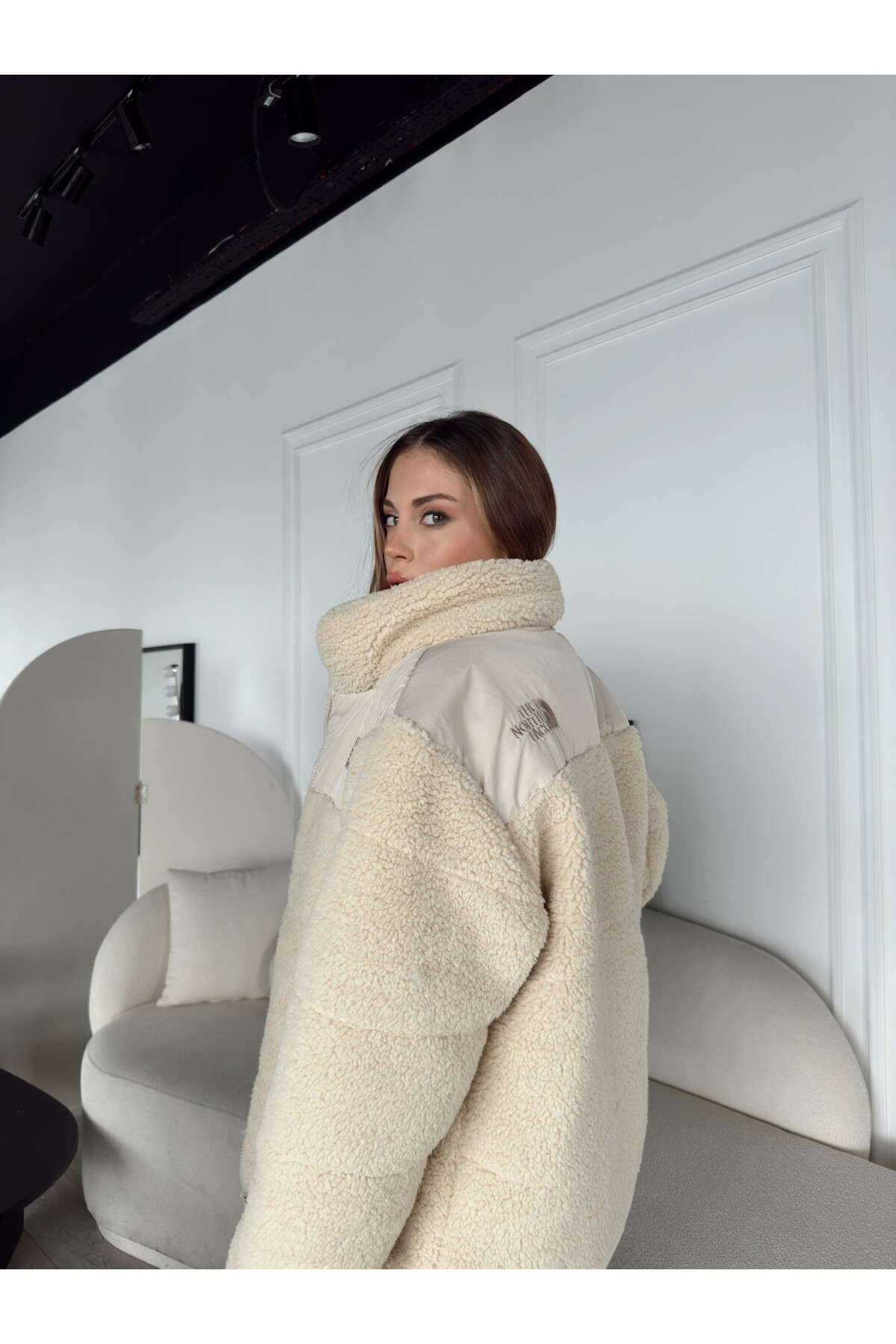 Orjinal Marka Astarlı Peluş Mont