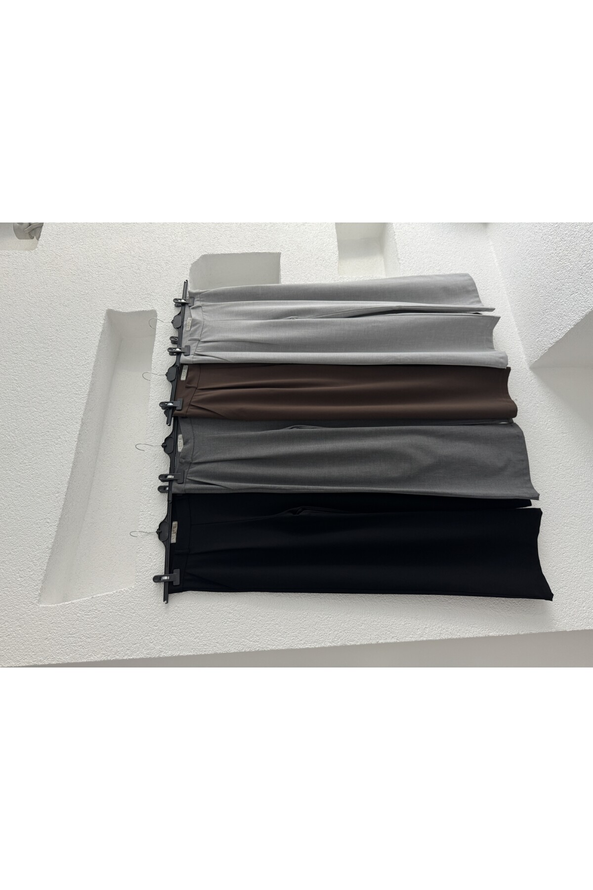 Açık Gri Poliviskon Kumaş Pileli Palazzo Kesim Pantolon